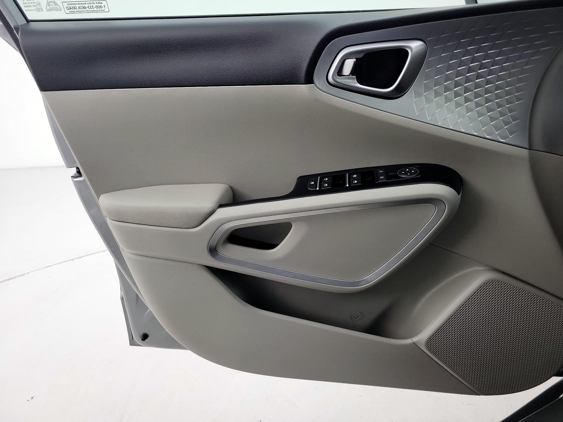 Thumbnail: 2025 Kia Soul - 12