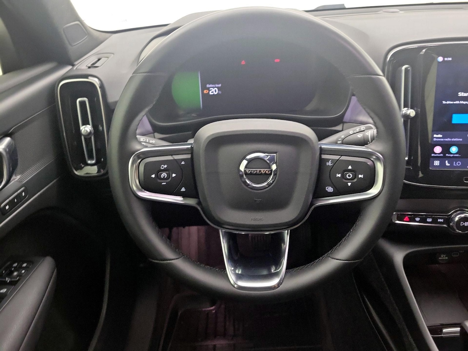 2023 Volvo XC40 Core - Photo 11