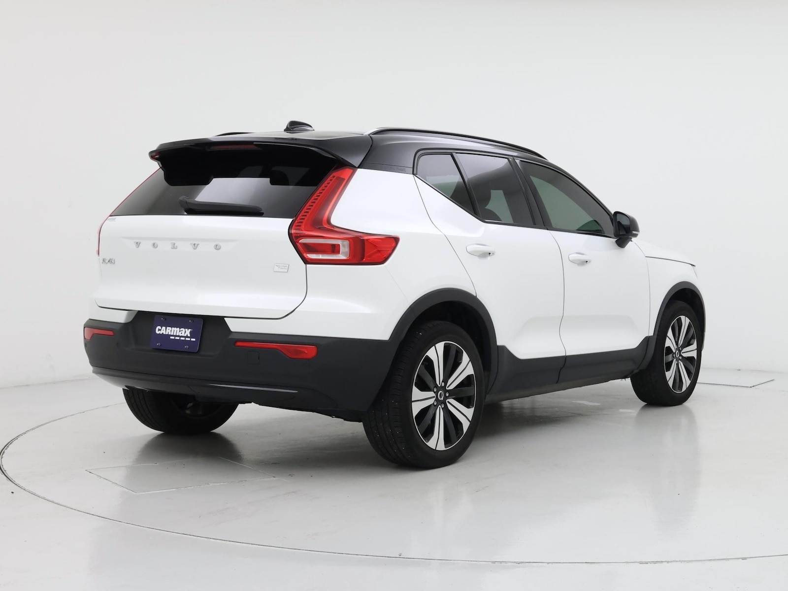 2023 Volvo XC40 Core - Photo 9
