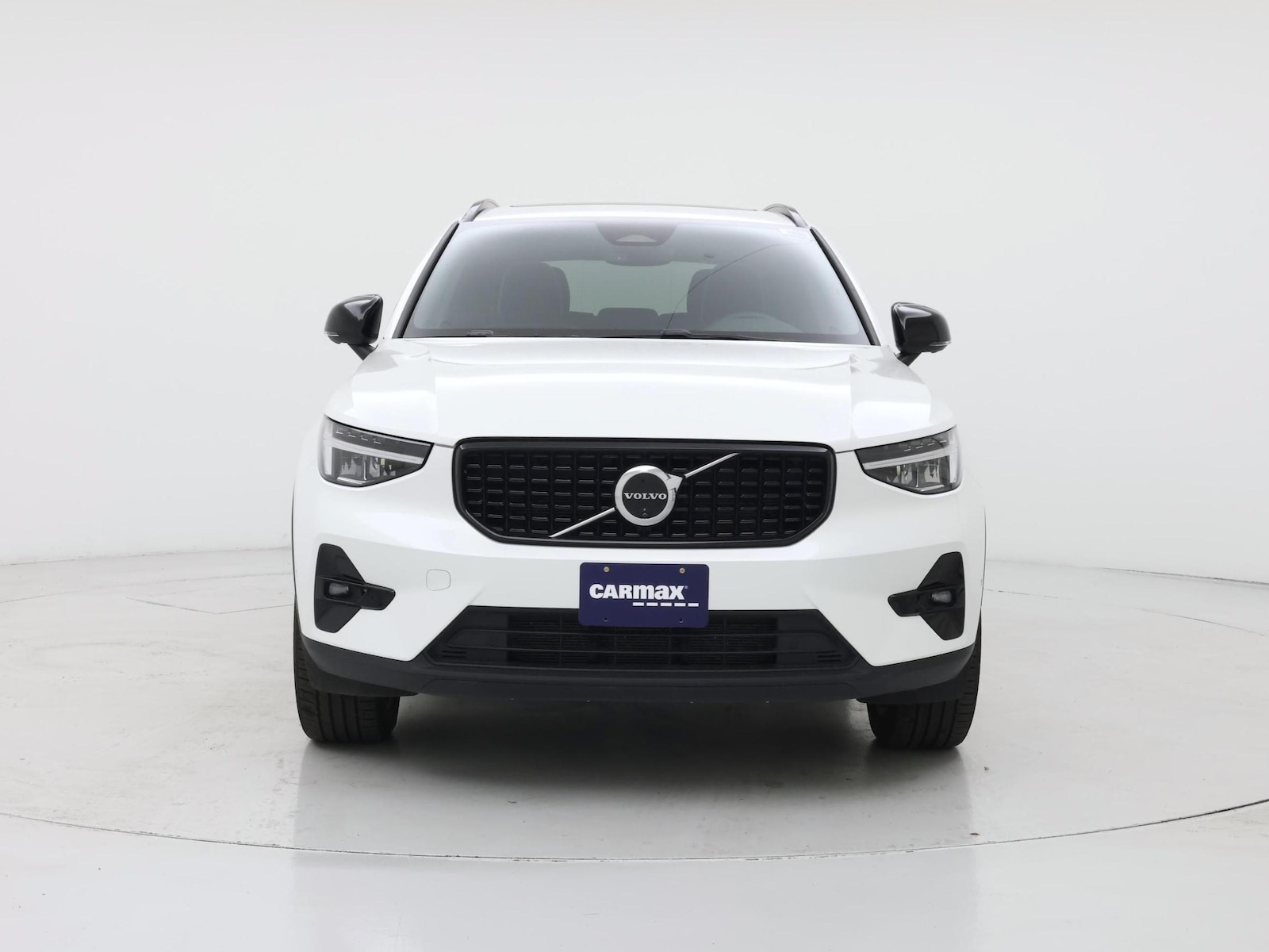 2025 Volvo XC40 Plus - Photo 6