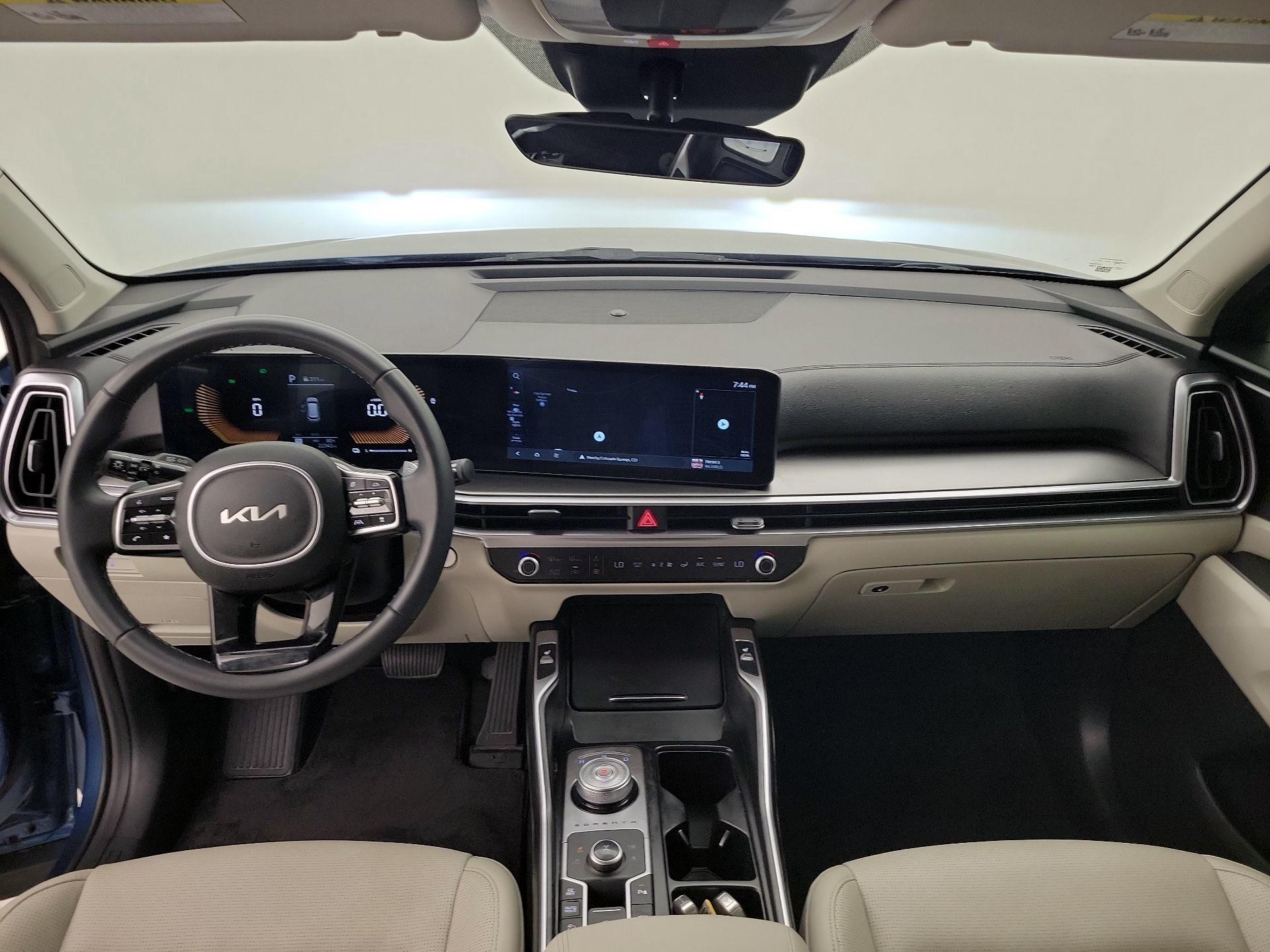 Thumbnail: 2025 Kia Sorento - 9
