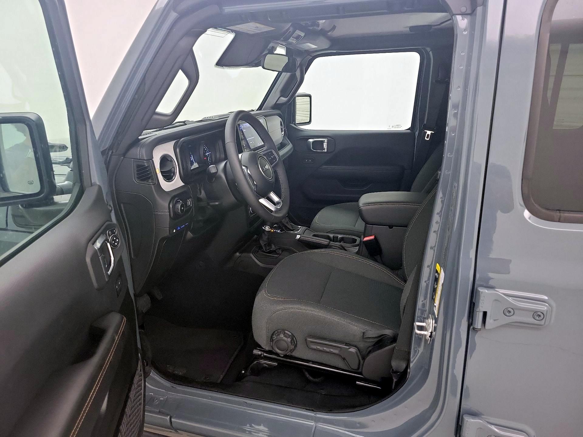 Thumbnail: 2025 Jeep Wrangler - 11