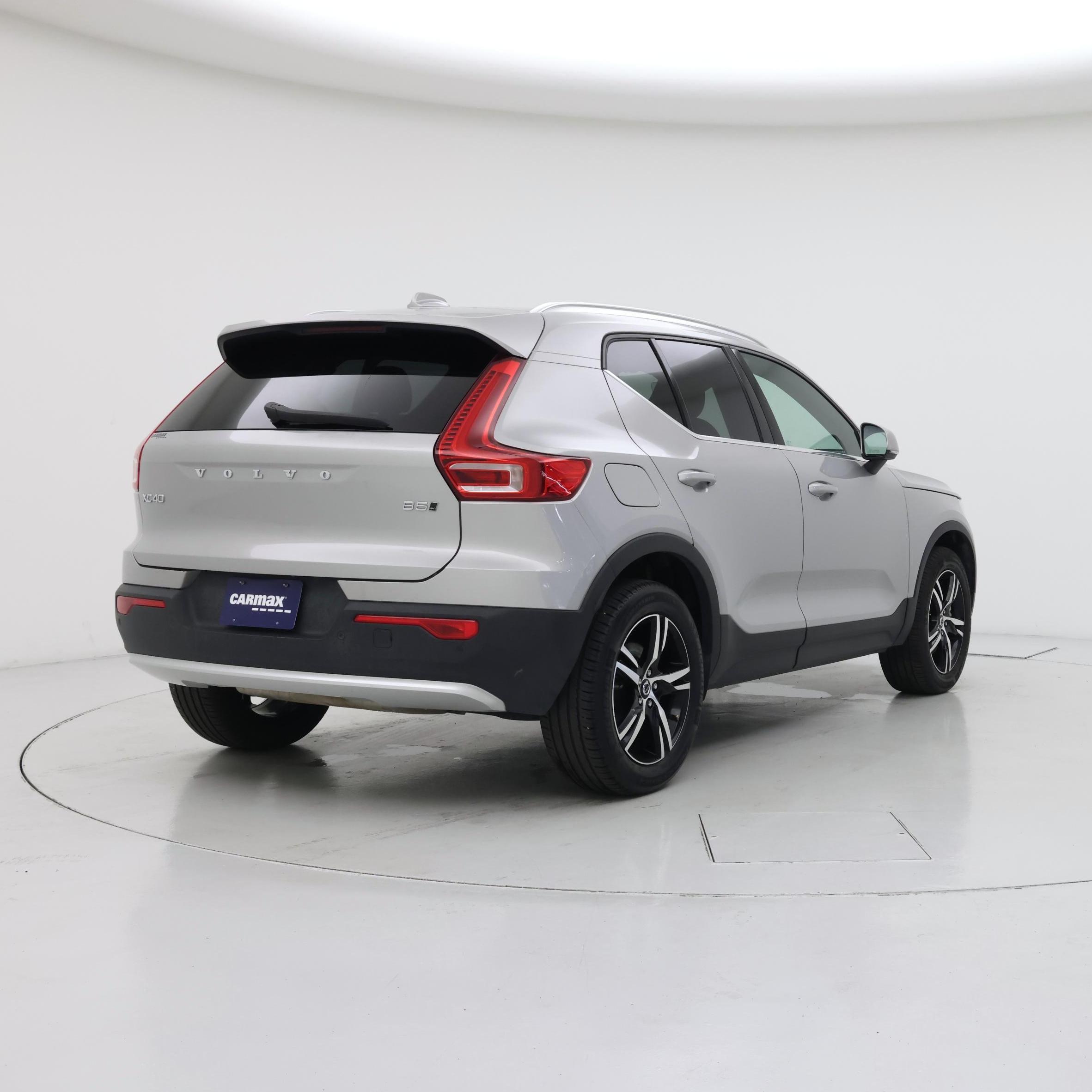 Thumbnail: 2025 Volvo XC40 - 8