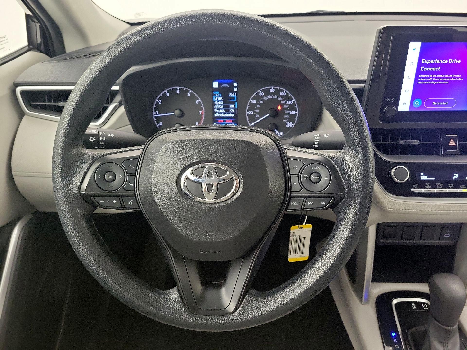 Thumbnail: 2024 Toyota Corolla Cross - 10