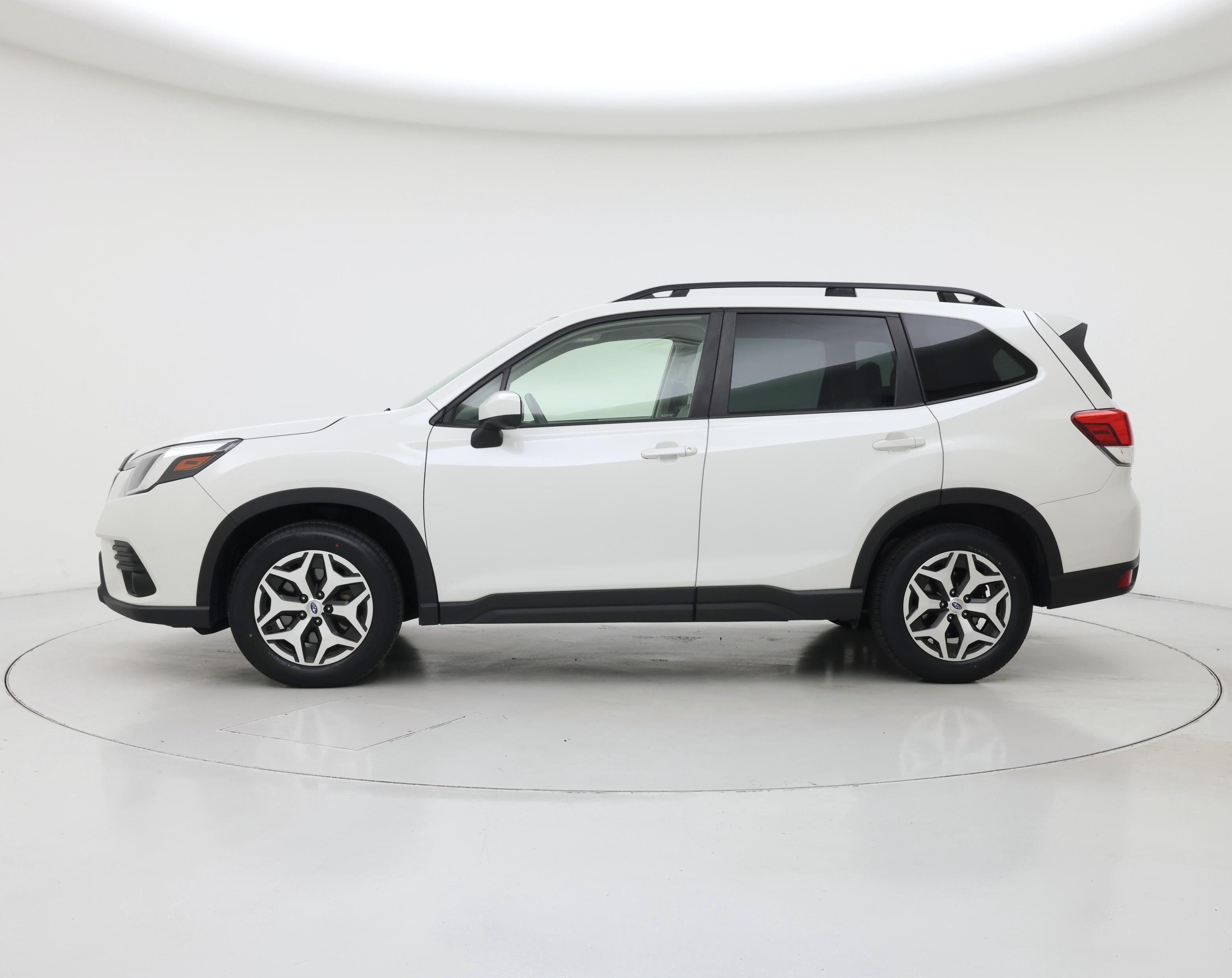Thumbnail: 2022 Subaru Forester - 3
