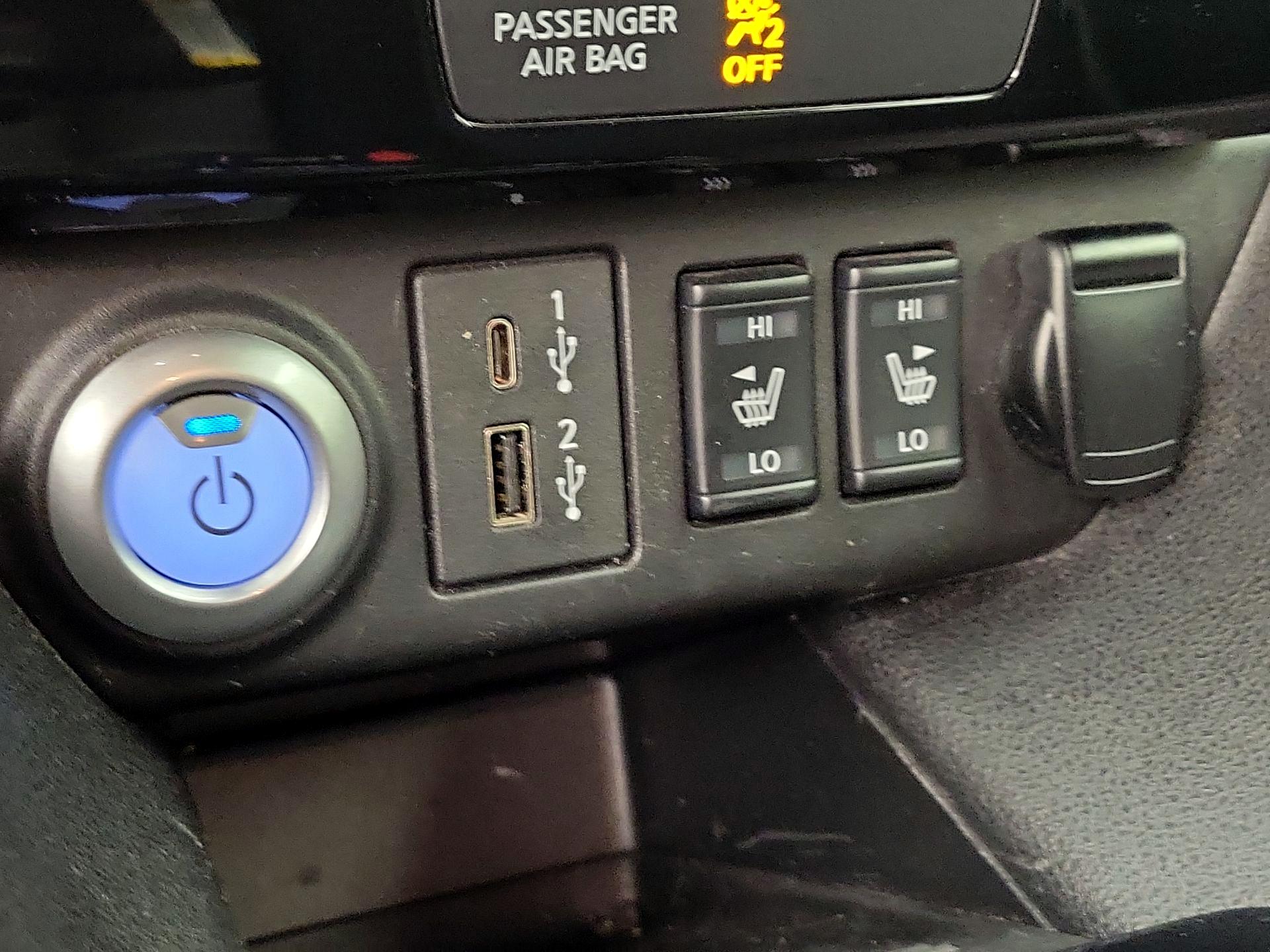 Thumbnail: 2024 Nissan Leaf - 18