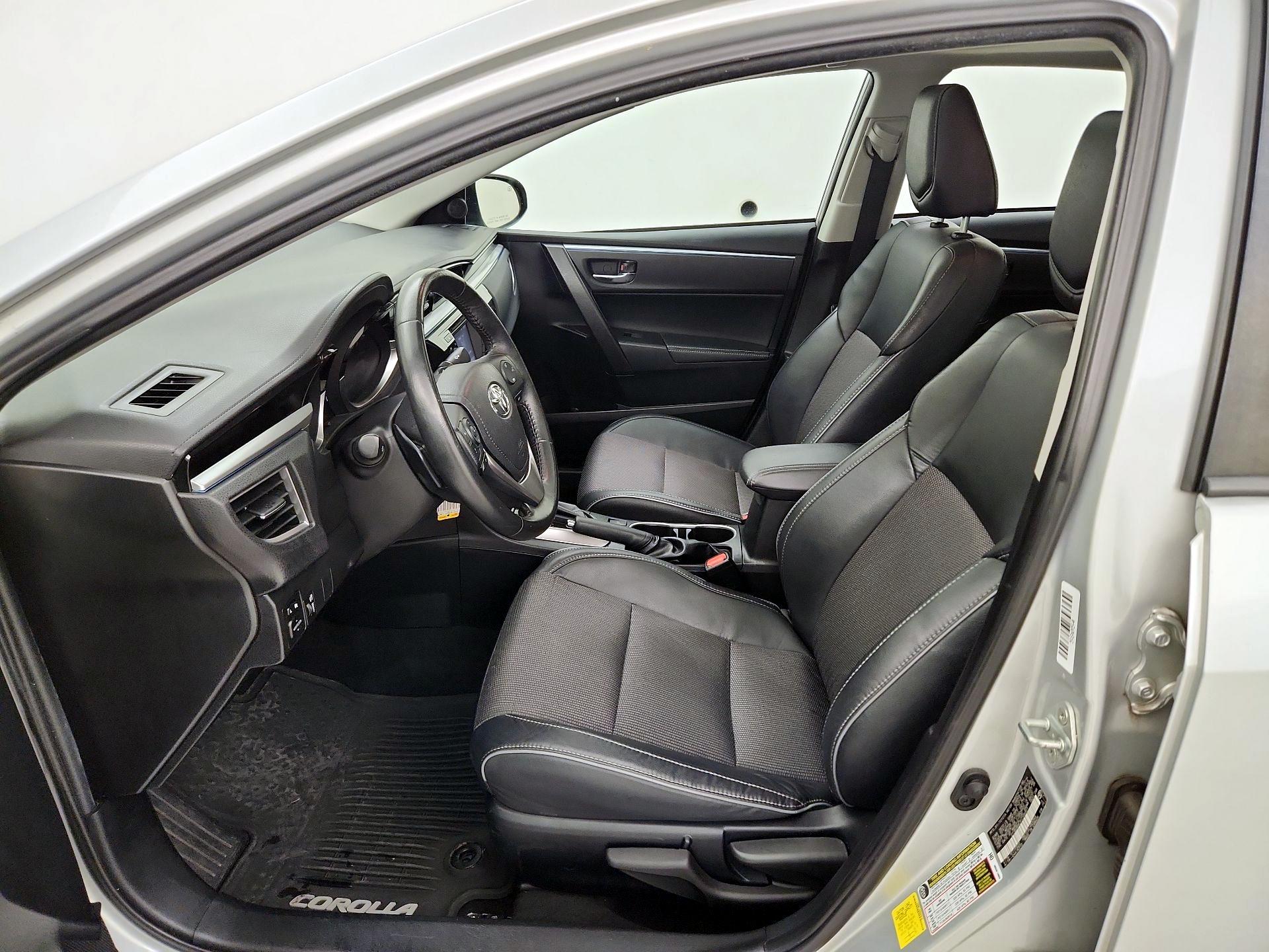 Thumbnail: 2015 Toyota Corolla - 11
