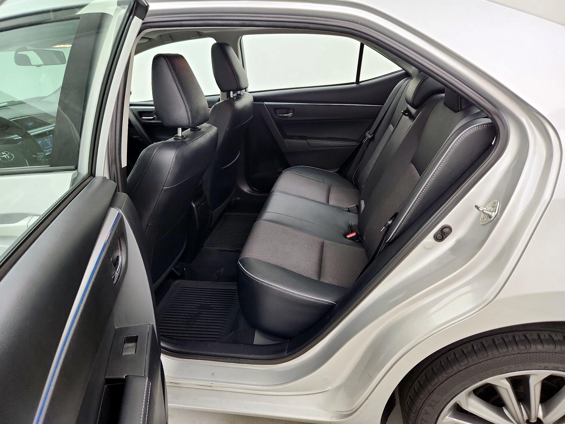 Thumbnail: 2015 Toyota Corolla - 20