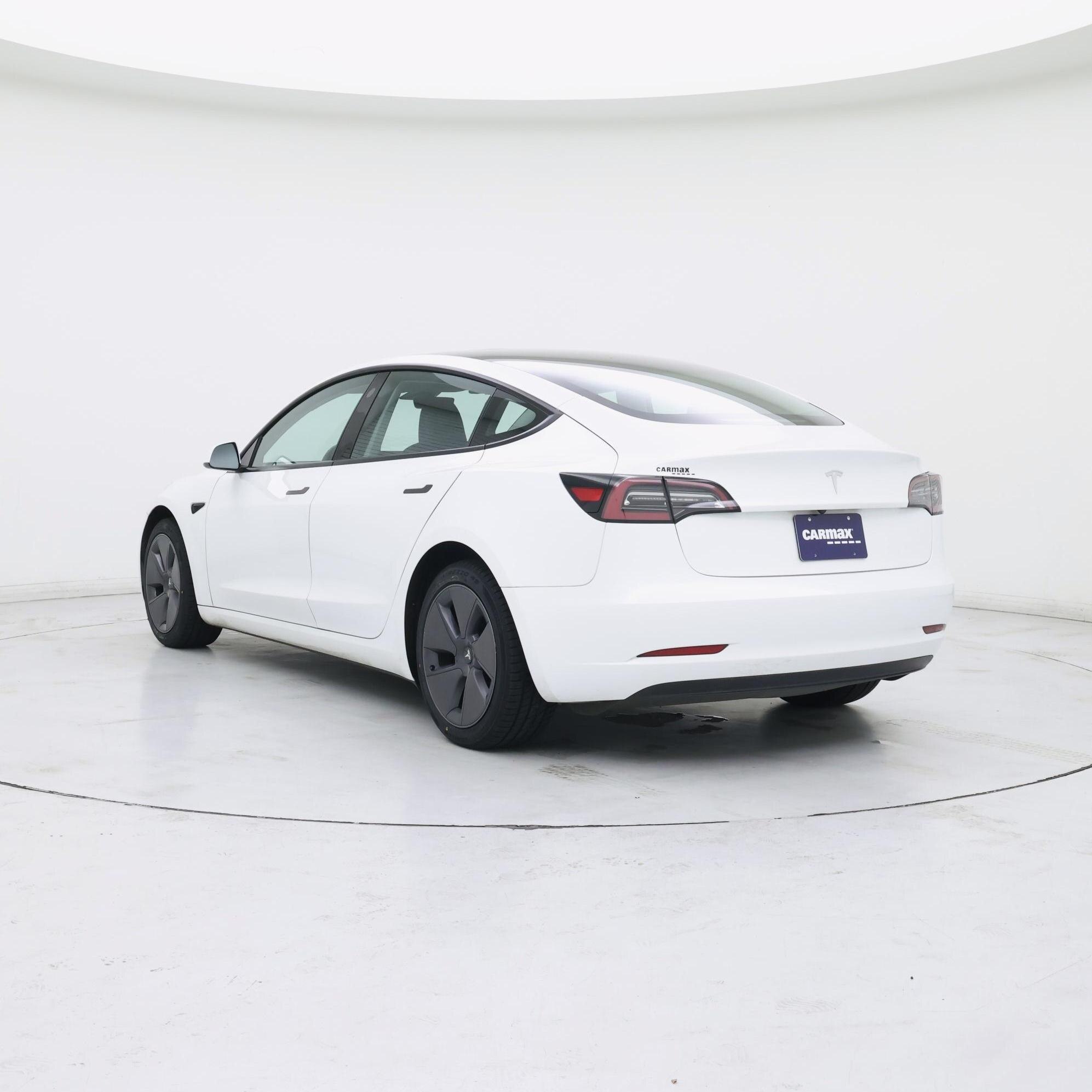 Thumbnail: 2023 Tesla Model 3 - 2