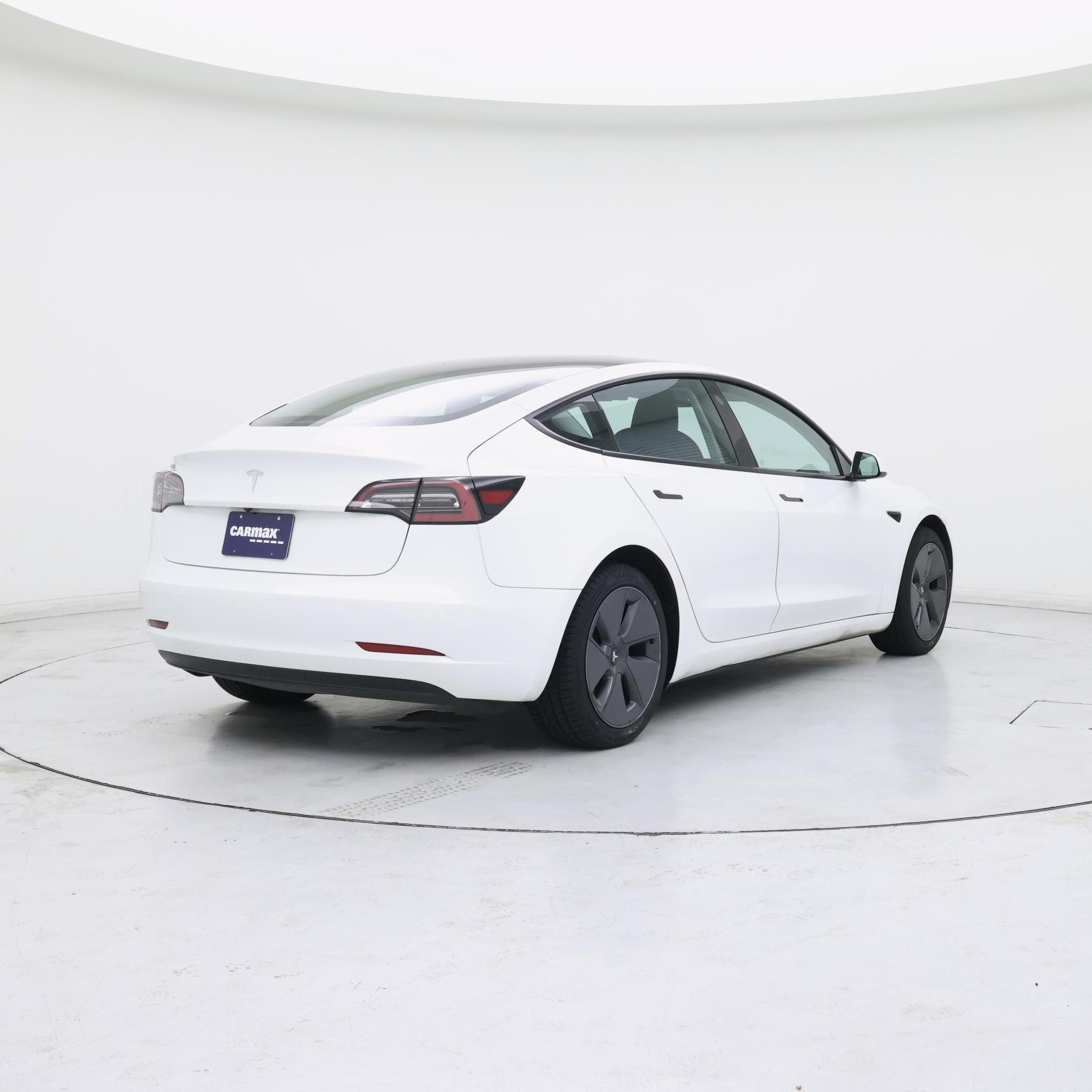 Thumbnail: 2023 Tesla Model 3 - 8