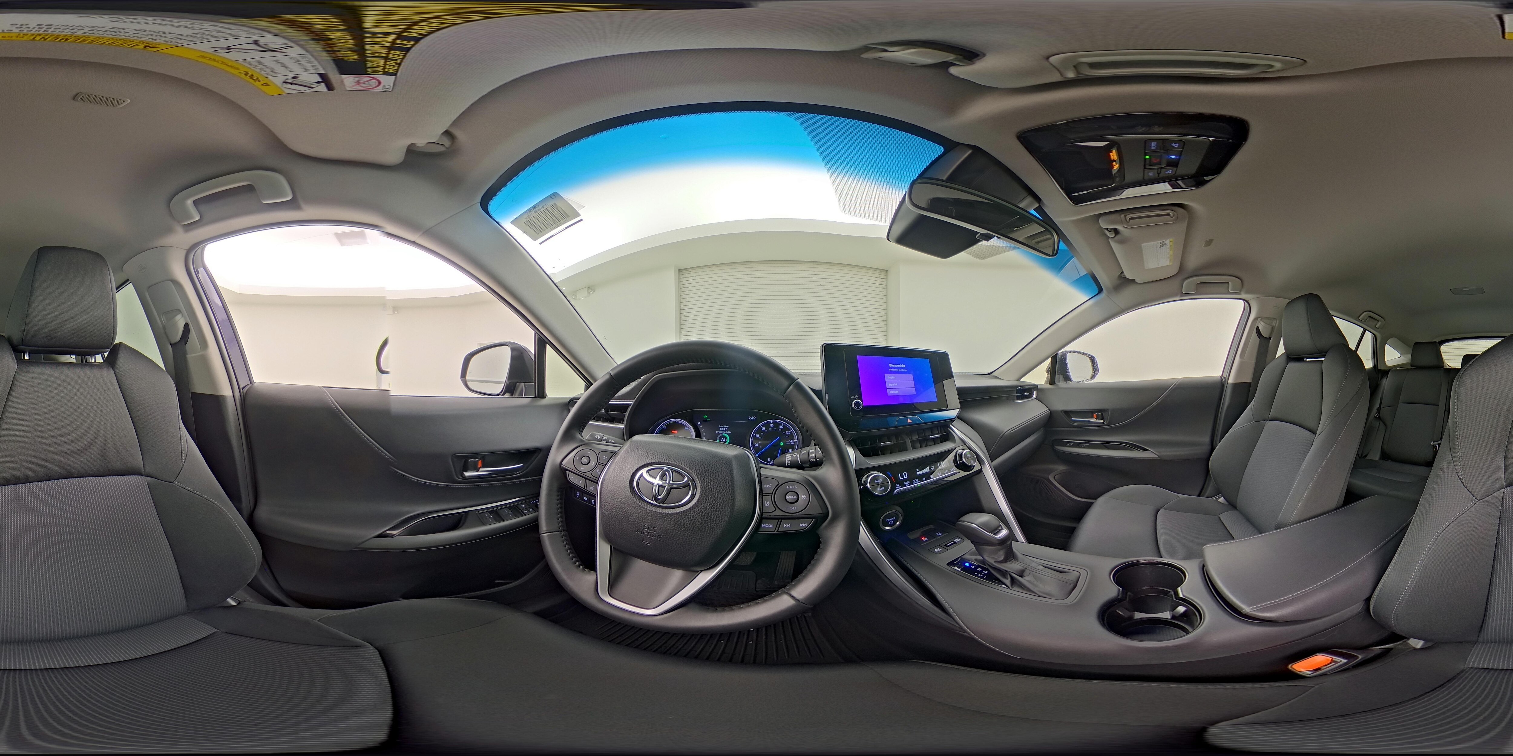 2024 Toyota Venza LE - Photo 26