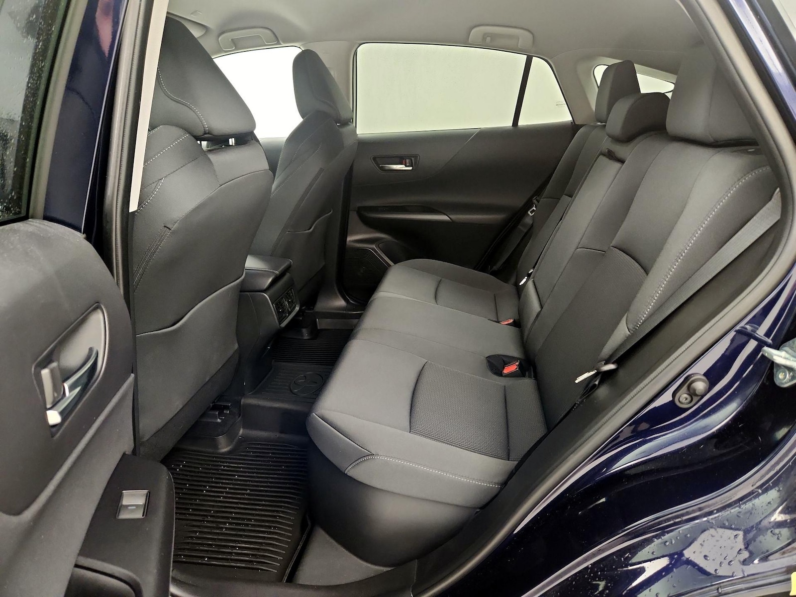 2024 Toyota Venza LE - Photo 20