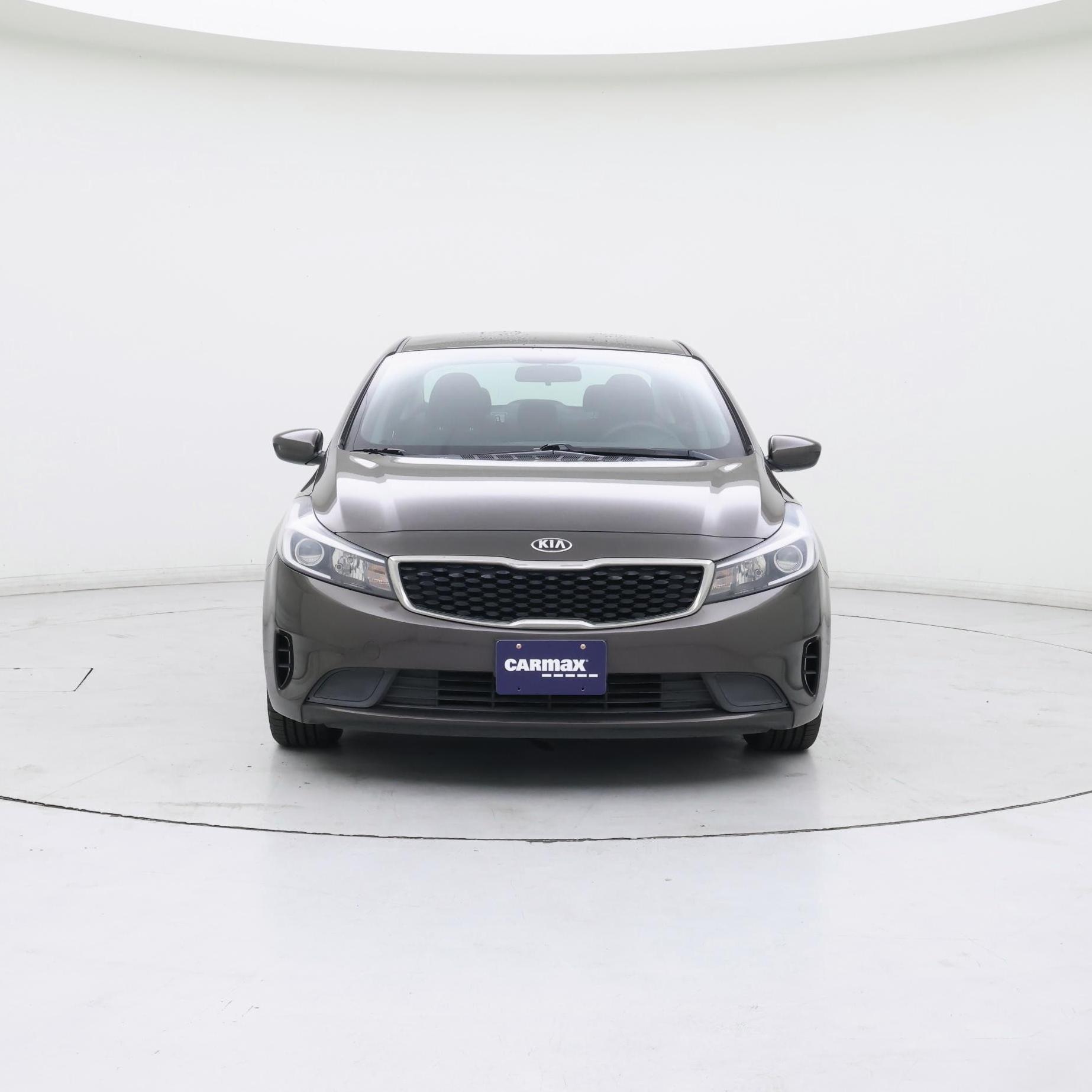 Thumbnail: 2017 Kia Forte - 5