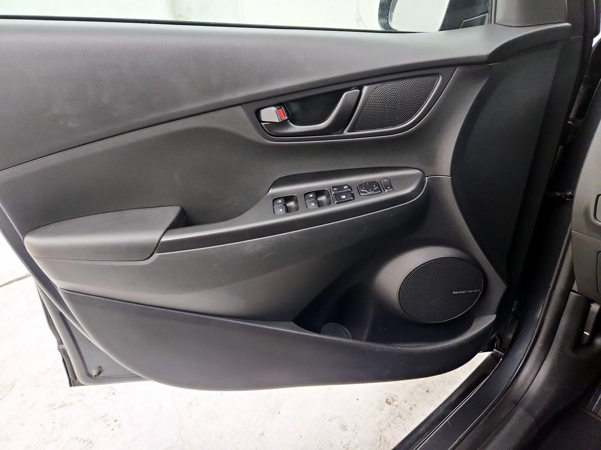 Thumbnail: 2022 Hyundai Kona - 12