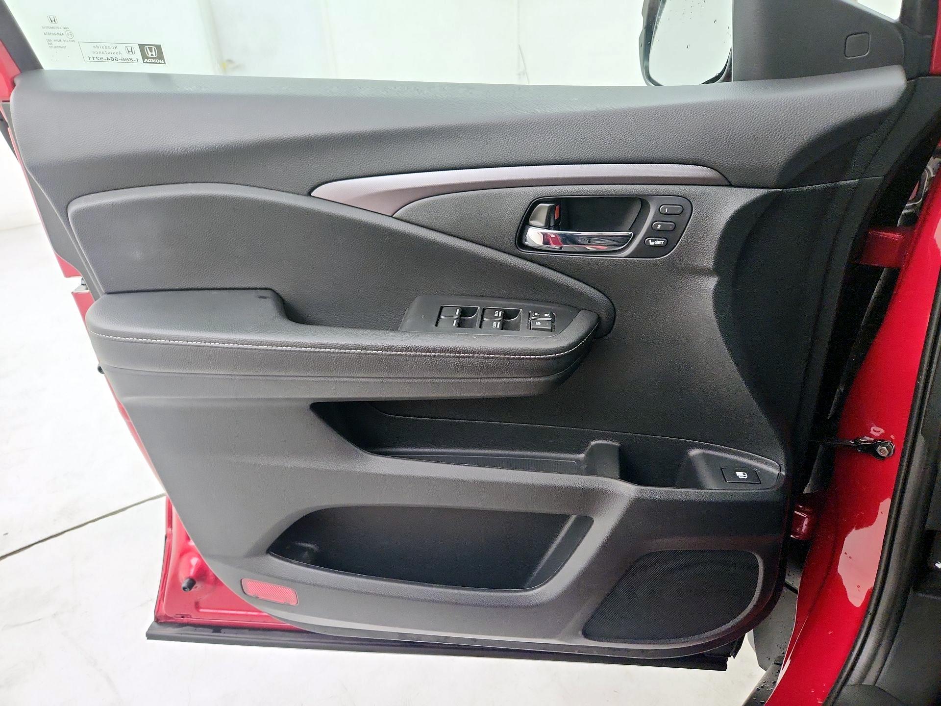 Thumbnail: 2025 Honda Ridgeline - 12