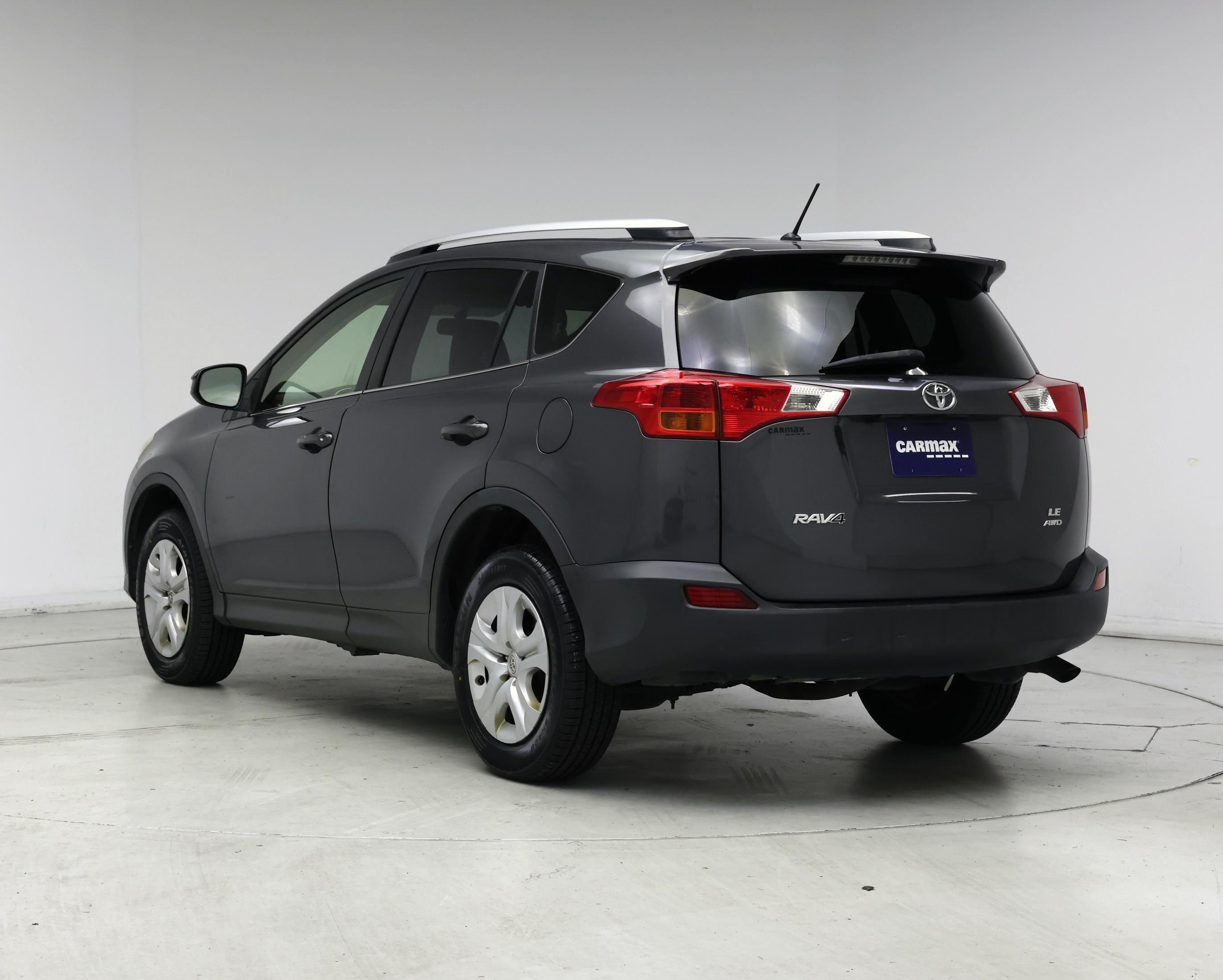 Thumbnail: 2015 Toyota RAV4 - 2