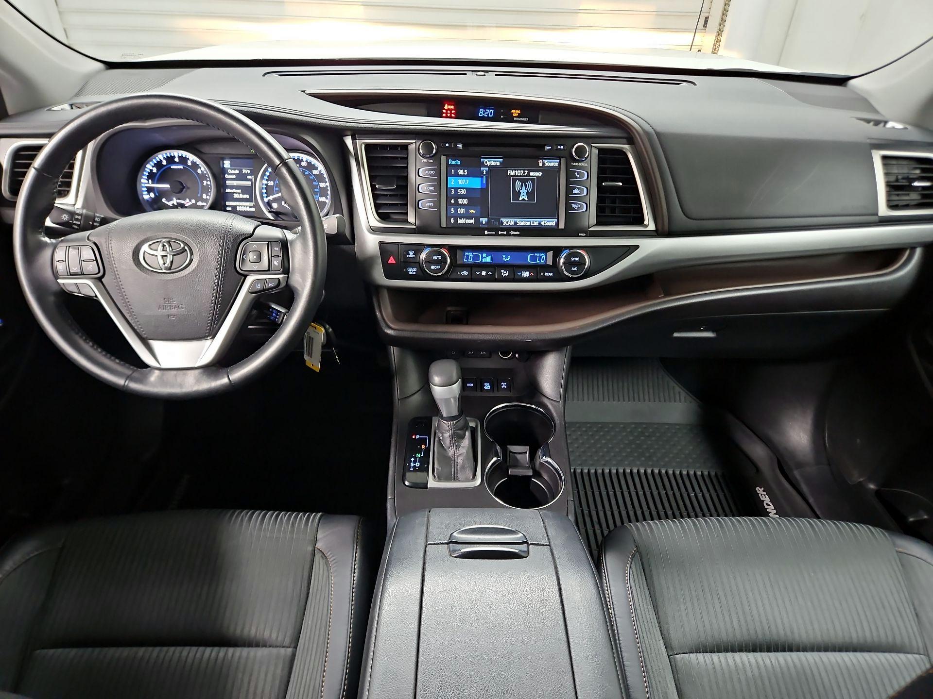 Thumbnail: 2018 Toyota Highlander - 9
