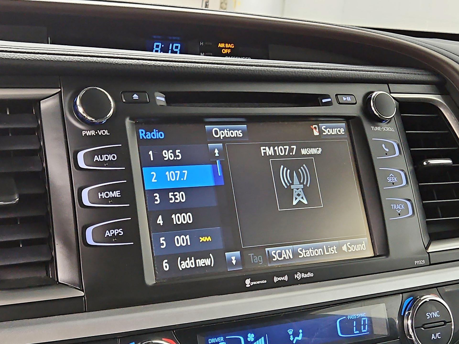 Thumbnail: 2018 Toyota Highlander - 15