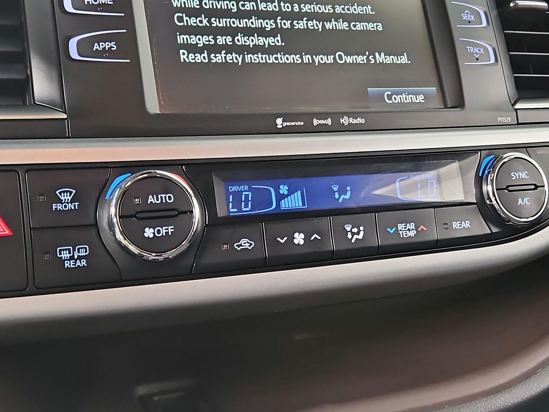 Thumbnail: 2018 Toyota Highlander - 16