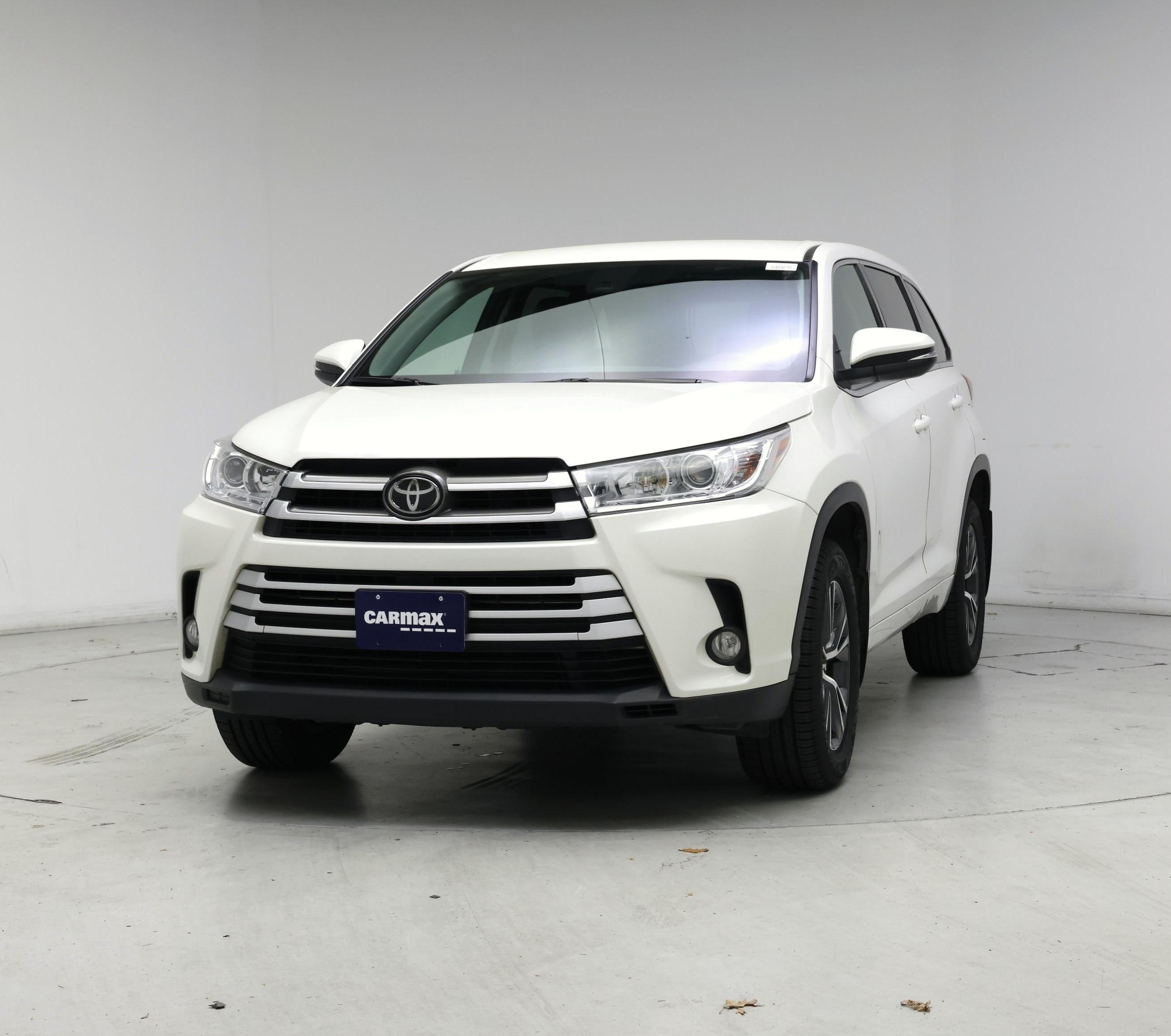 Thumbnail: 2018 Toyota Highlander - 4