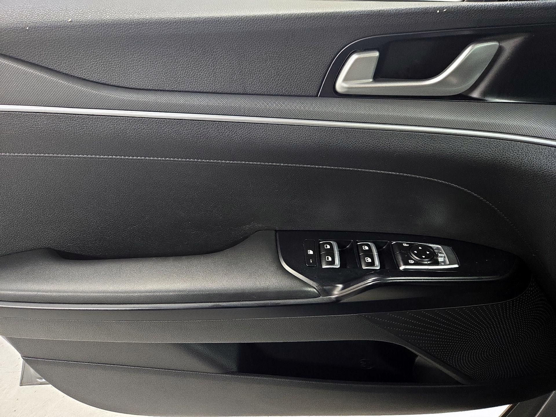 Thumbnail: 2021 Kia K5 - 12