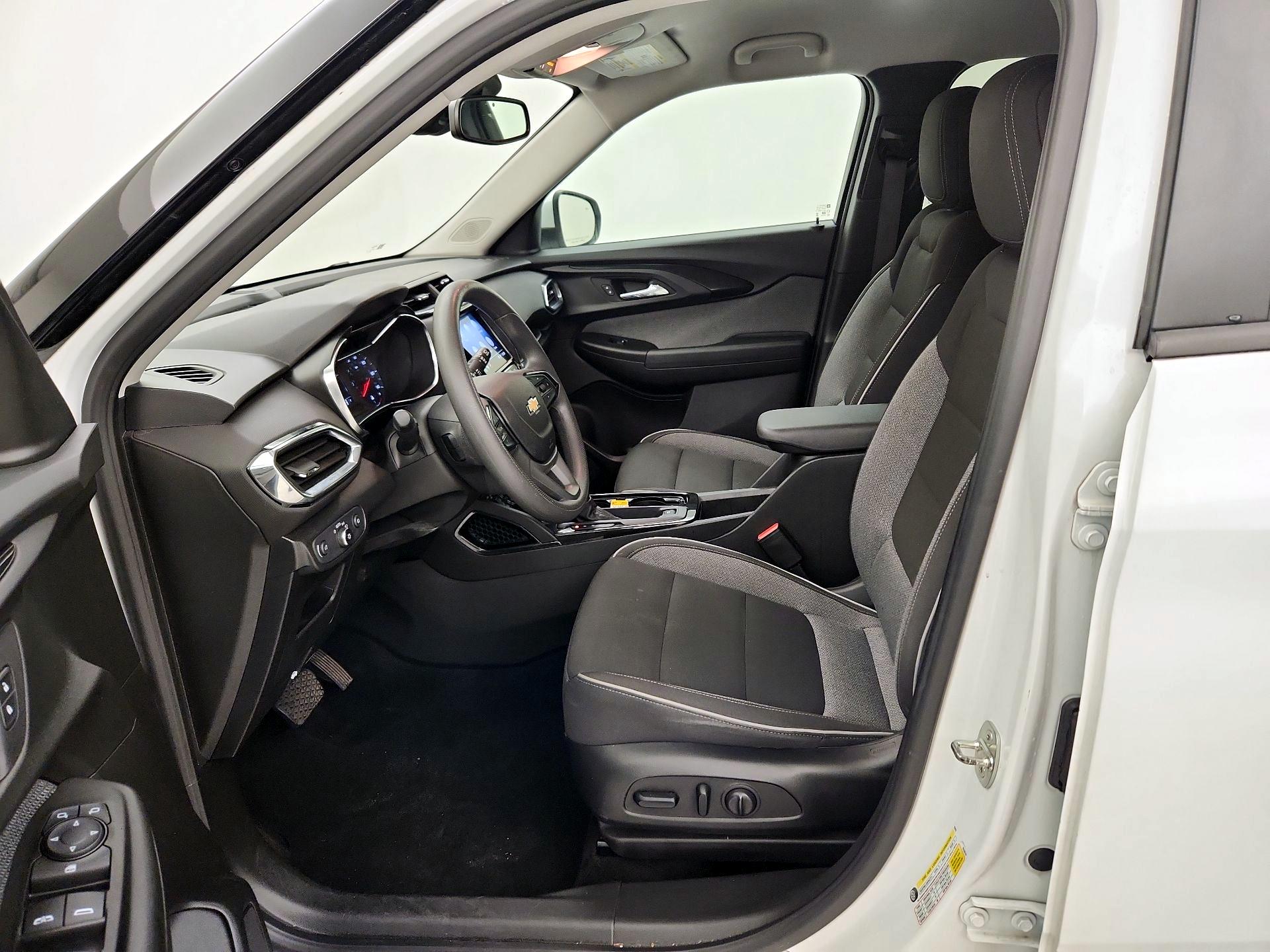 Thumbnail: 2021 Chevrolet TrailBlazer - 11