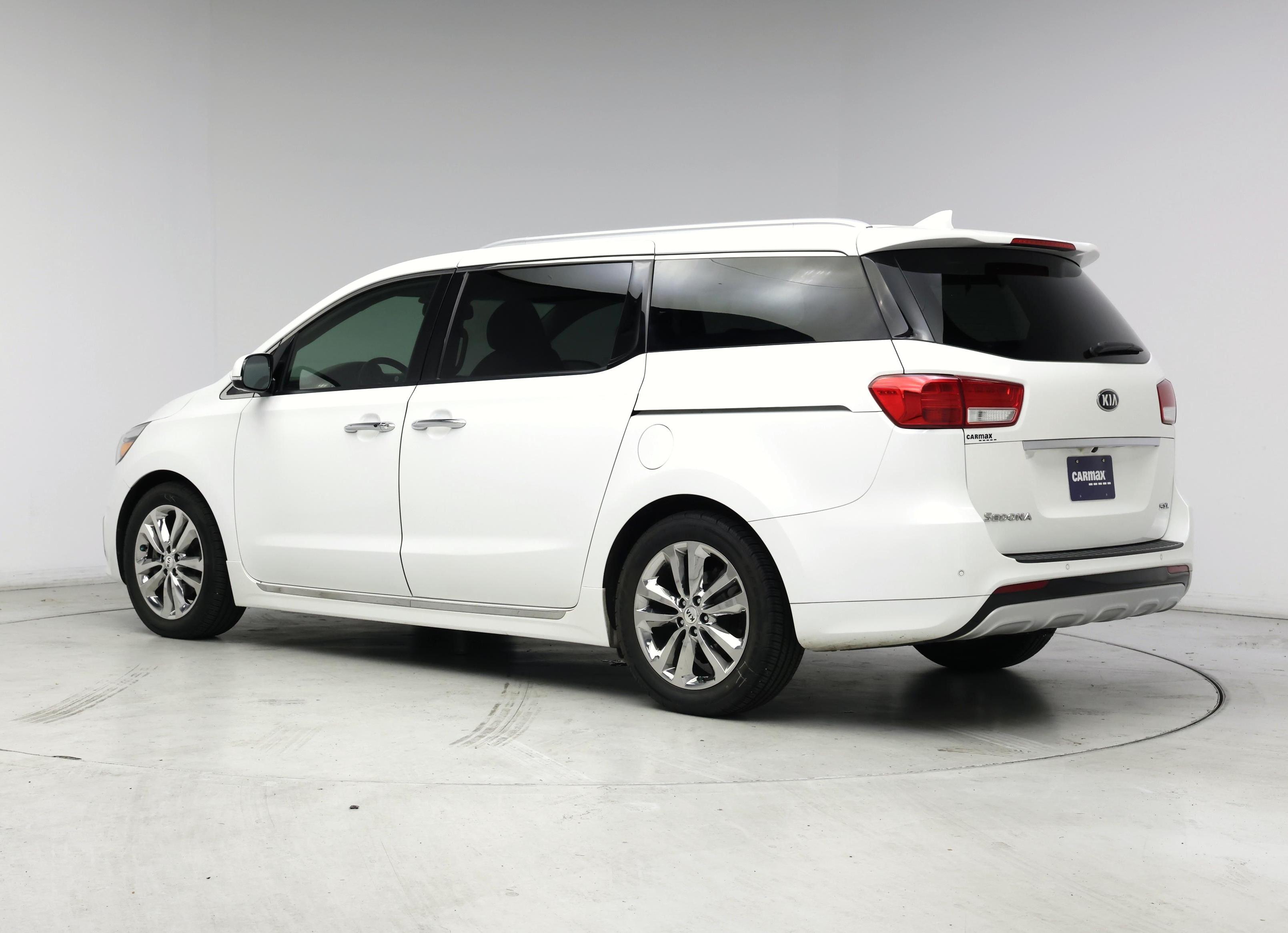 Thumbnail: 2018 Kia Sedona - 2