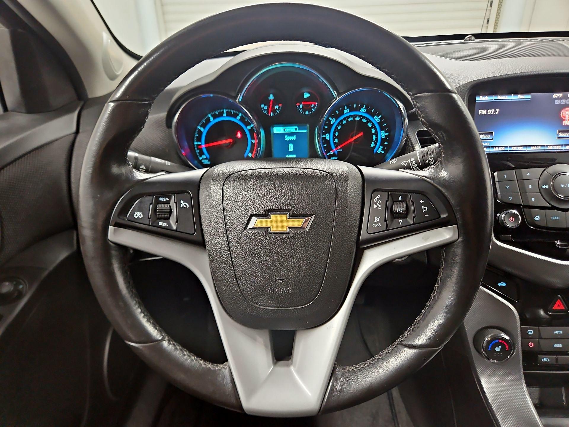 Thumbnail: 2015 Chevrolet Cruze - 10