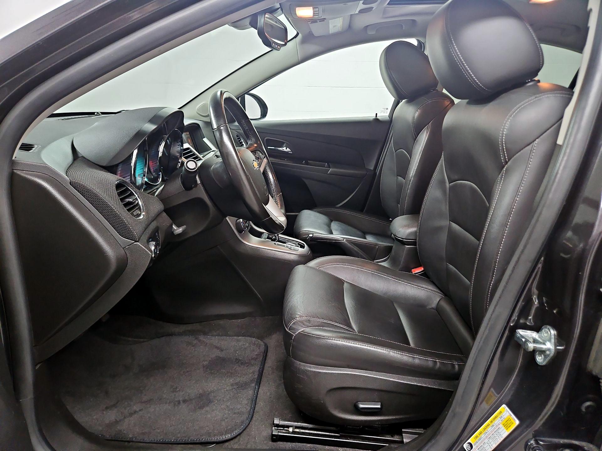 Thumbnail: 2015 Chevrolet Cruze - 11