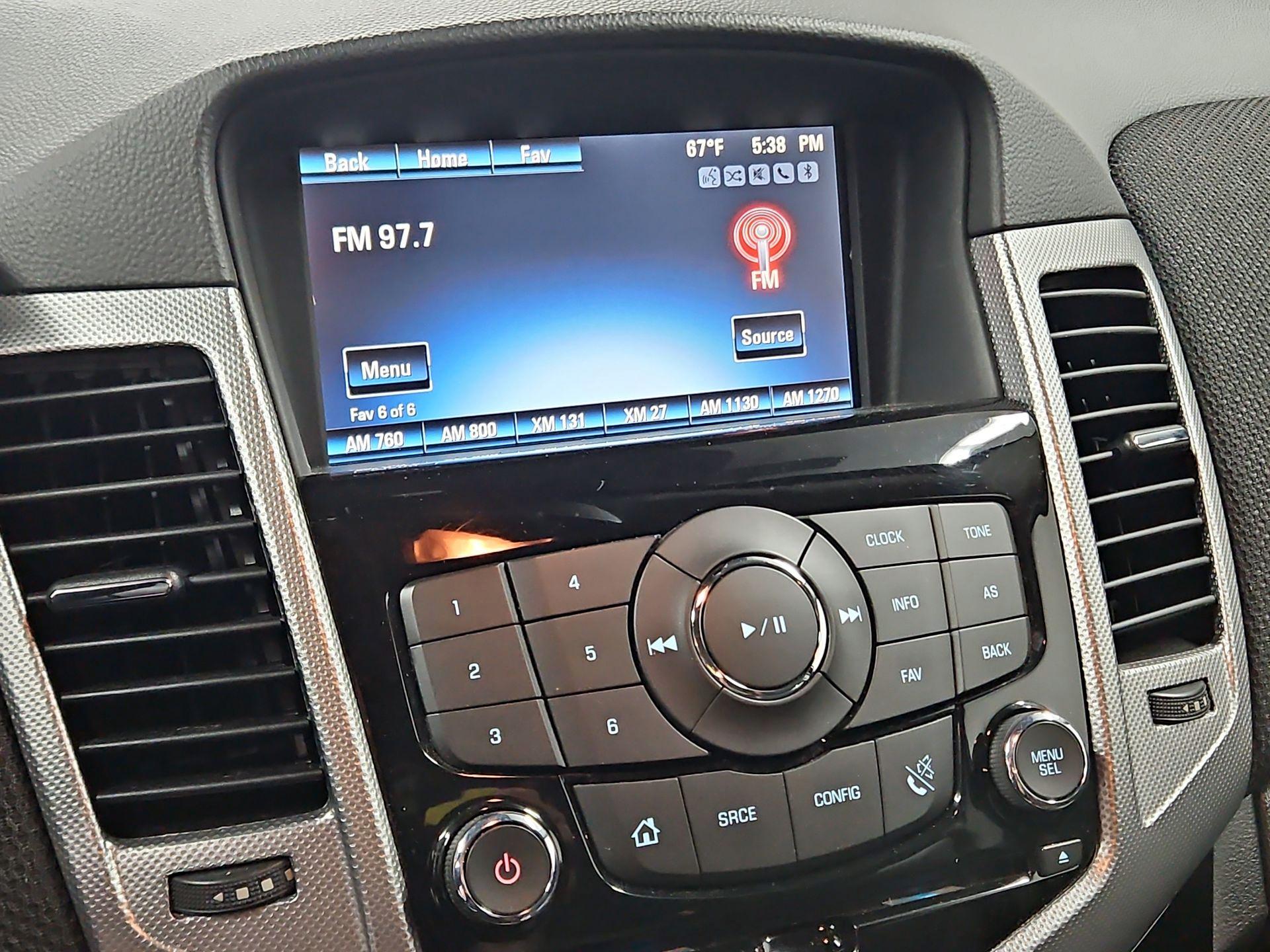 Thumbnail: 2015 Chevrolet Cruze - 15