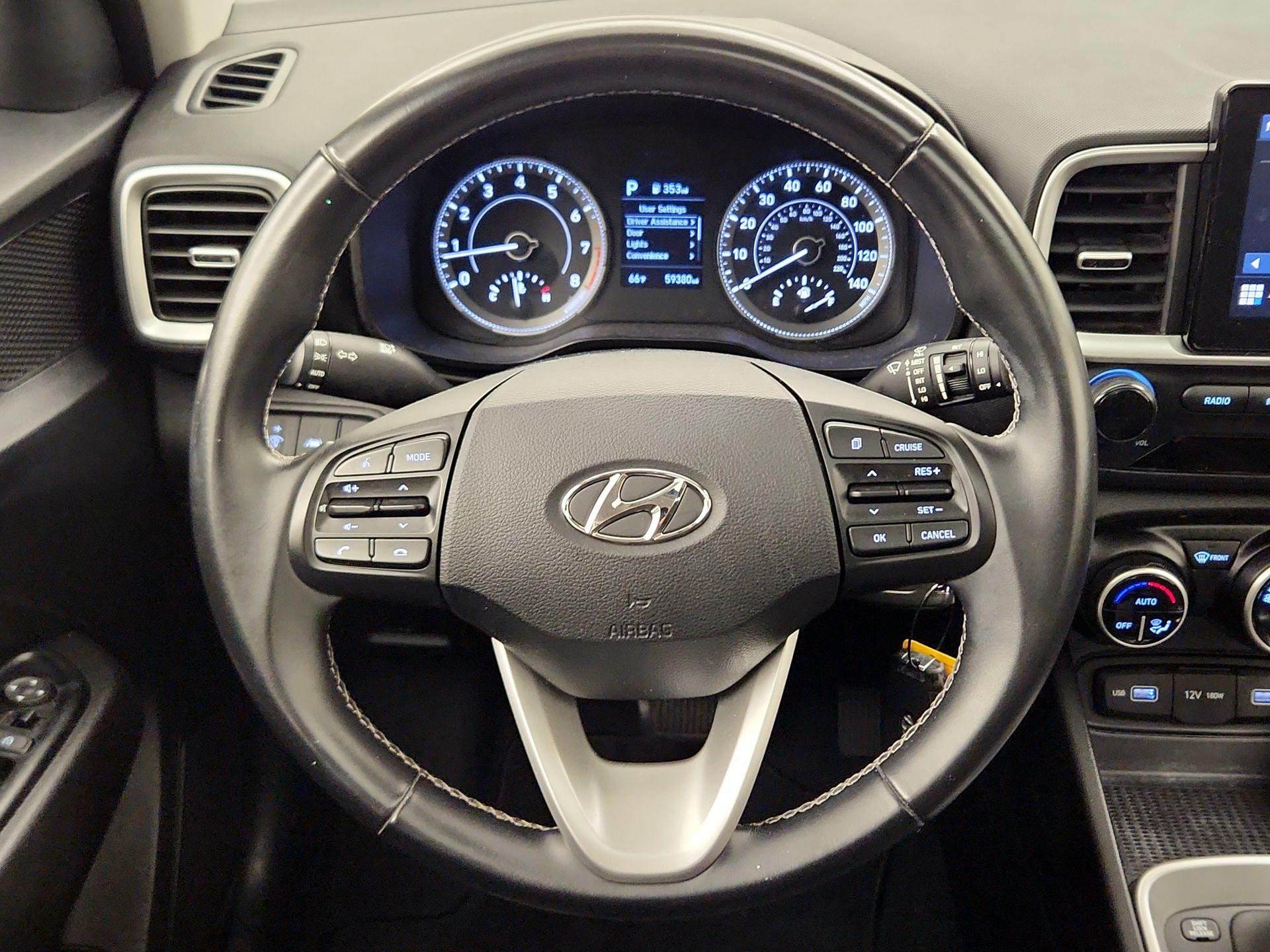 Thumbnail: 2022 Hyundai Venue - 10