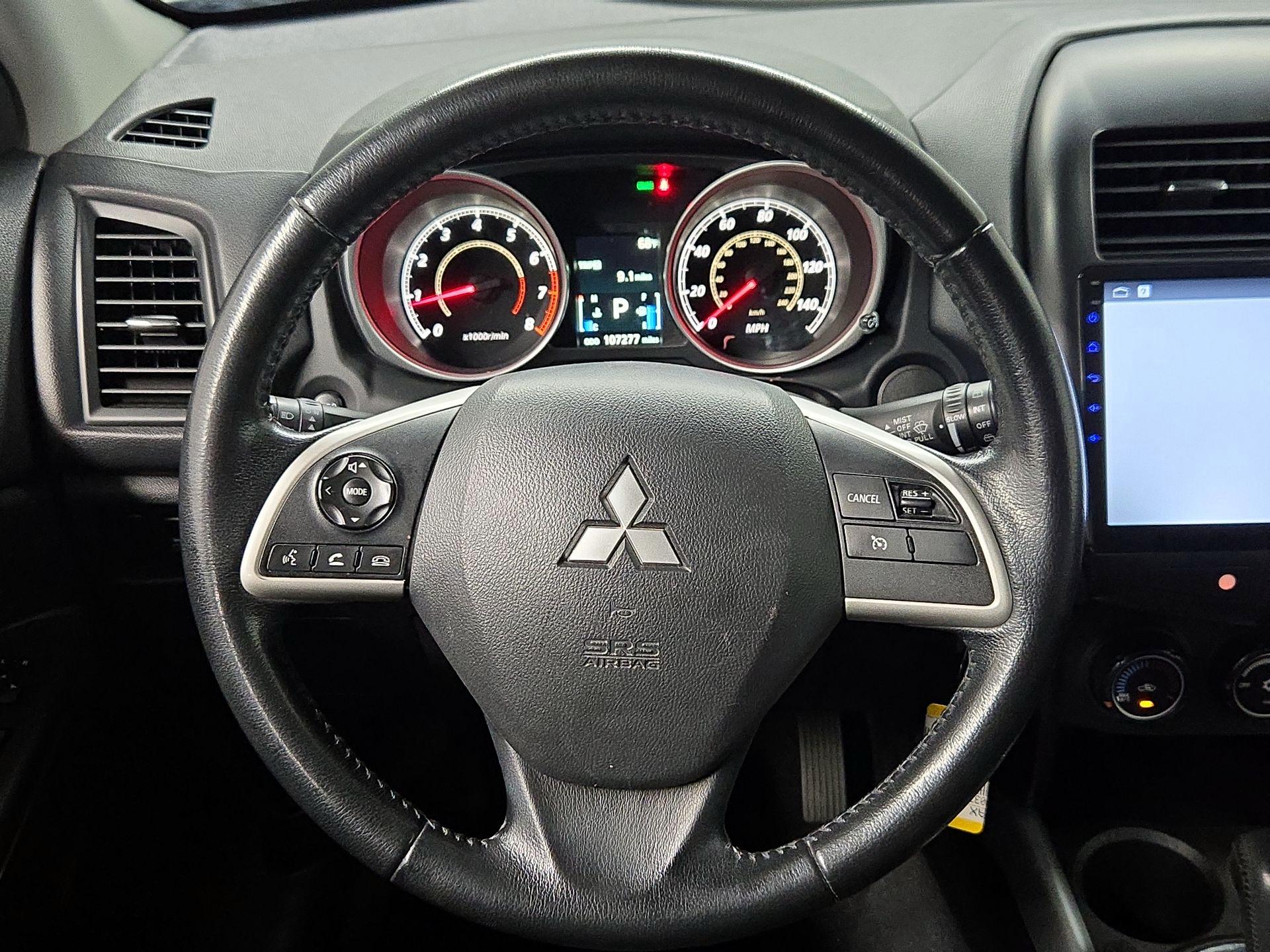 Thumbnail: 2014 Mitsubishi Outlander Sport - 10