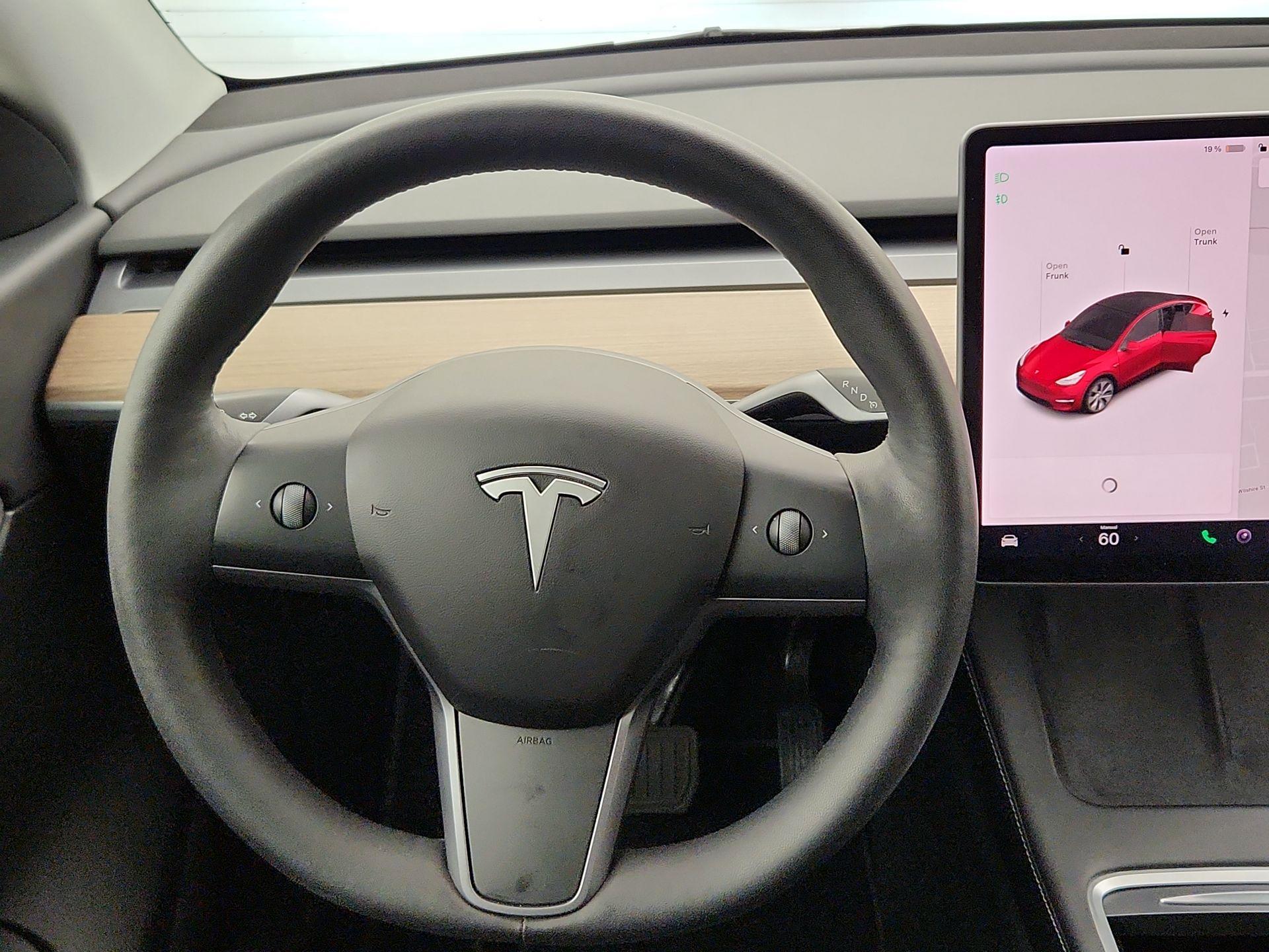 Thumbnail: 2021 Tesla Model Y - 10