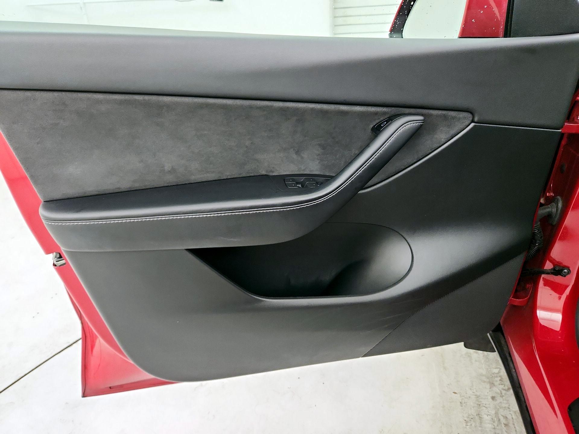Thumbnail: 2021 Tesla Model Y - 12