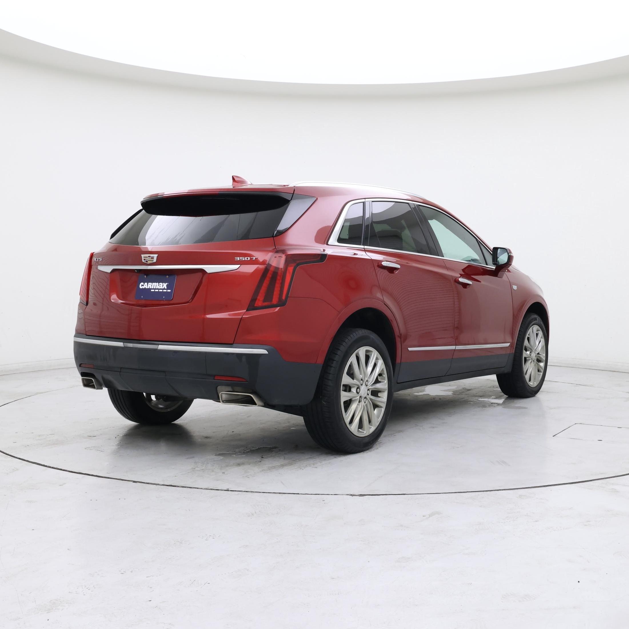 Thumbnail: 2023 Cadillac XT5 - 8