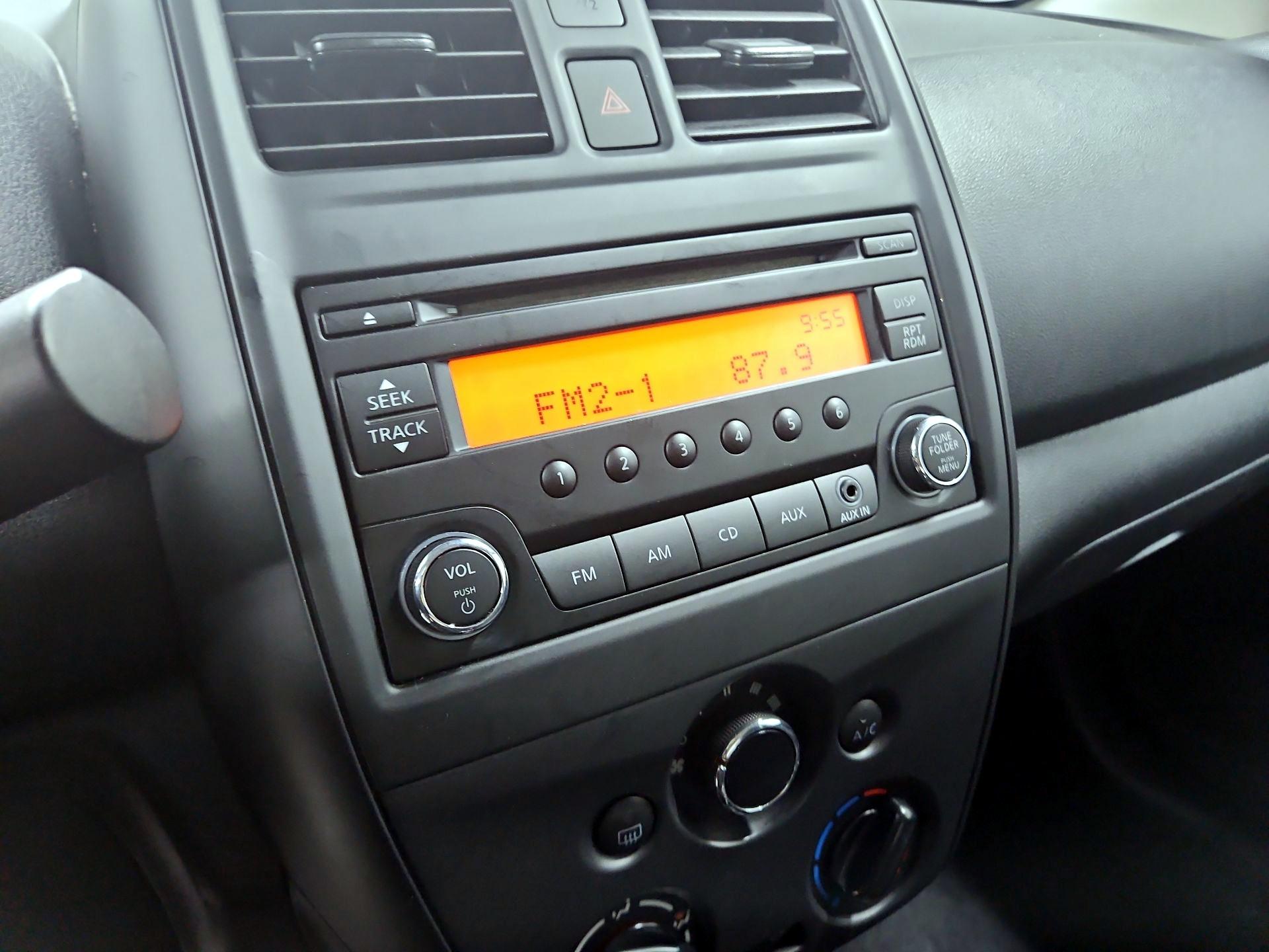 Thumbnail: 2015 Nissan Versa - 14