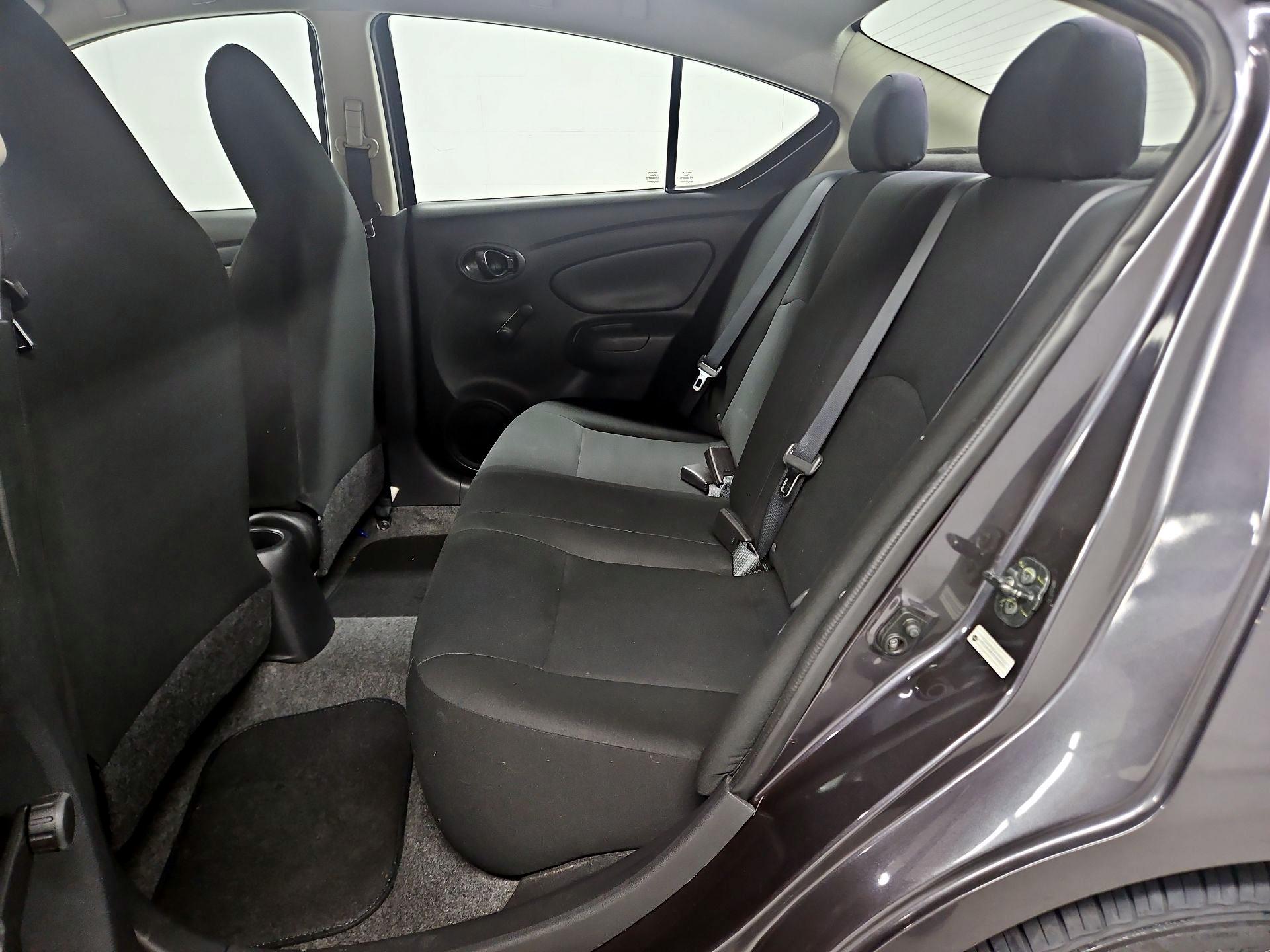 Thumbnail: 2015 Nissan Versa - 17
