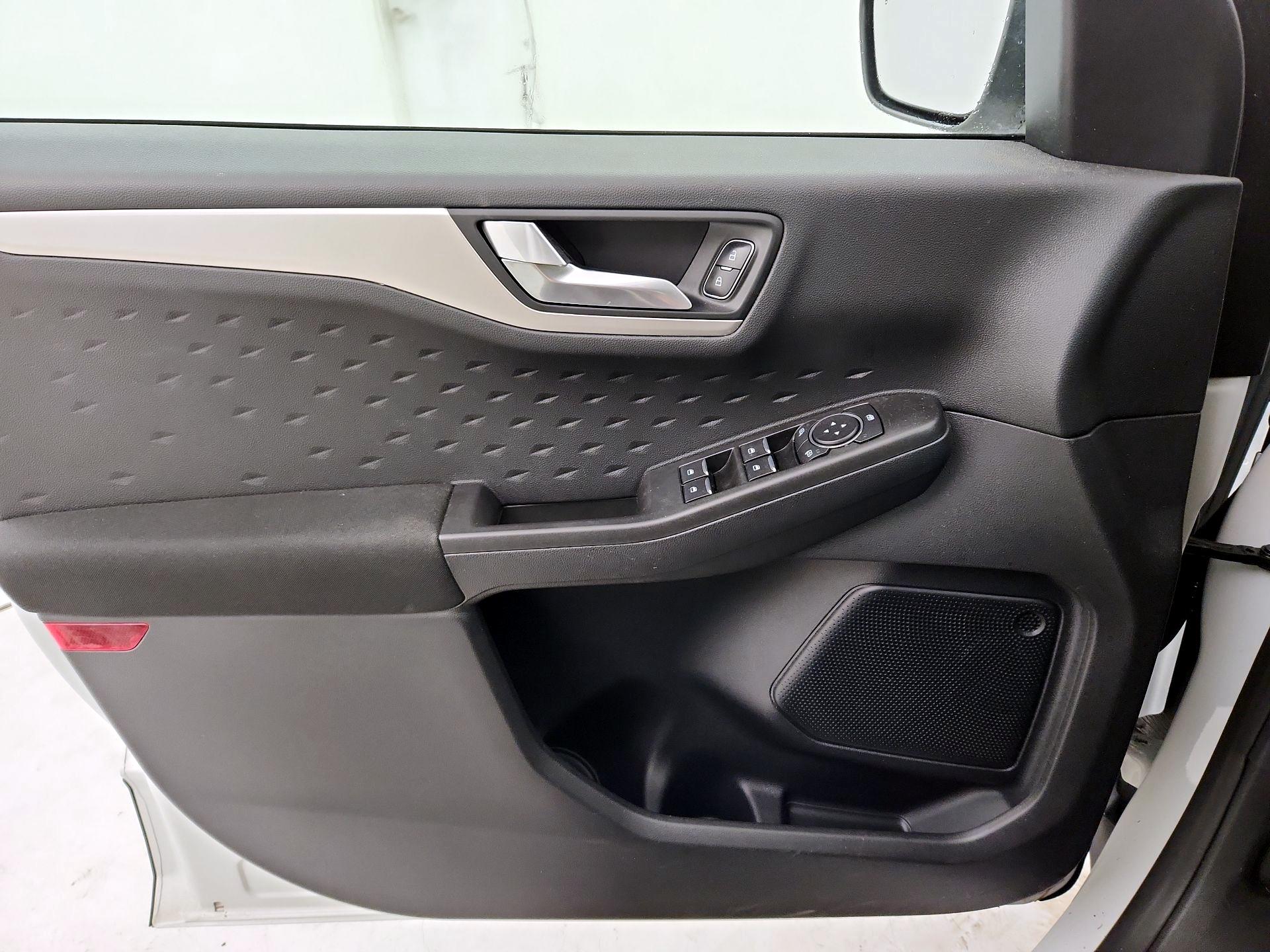 Thumbnail: 2020 Ford Escape - 12