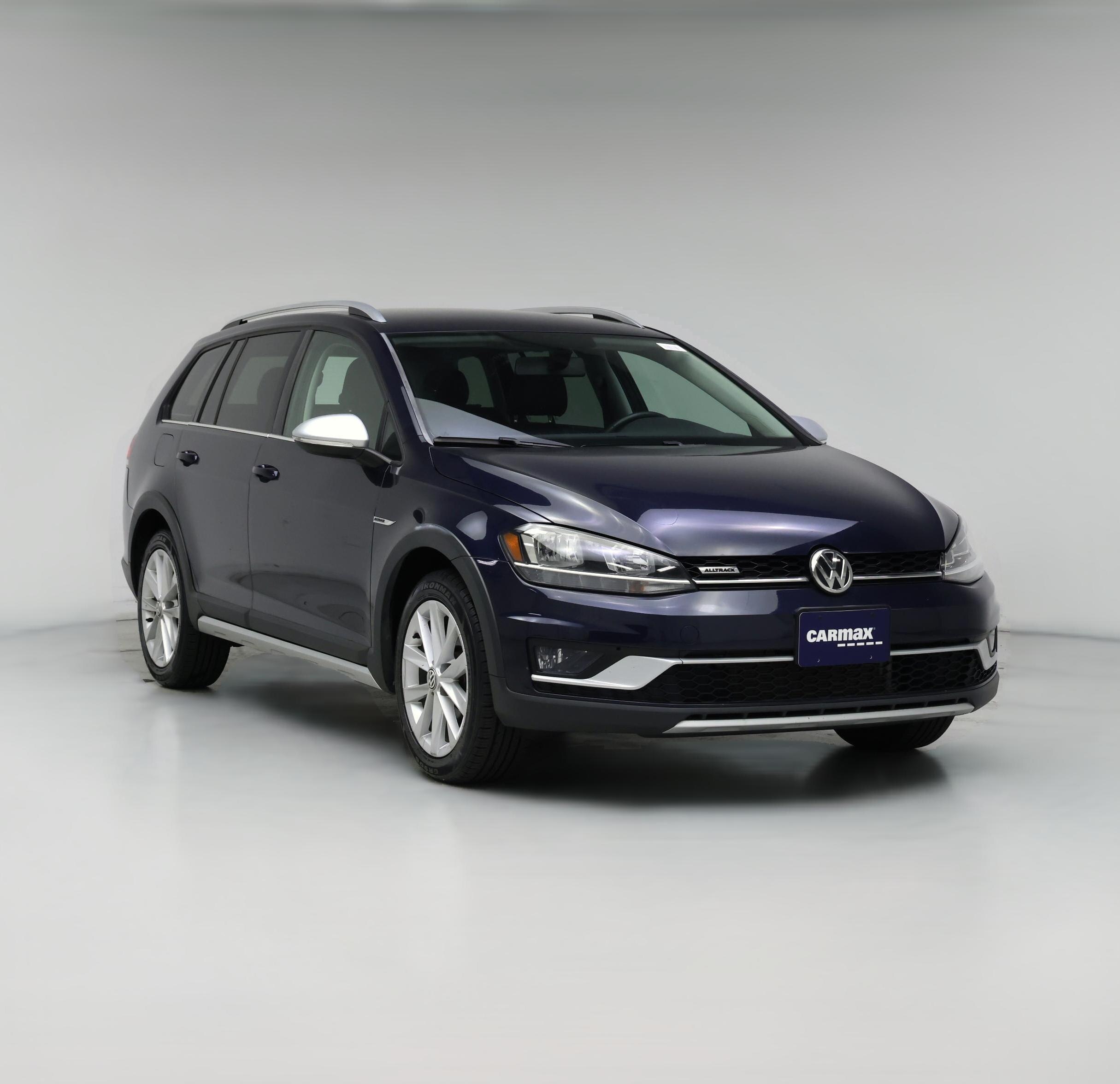 Thumbnail: 2019 Volkswagen Golf - 1