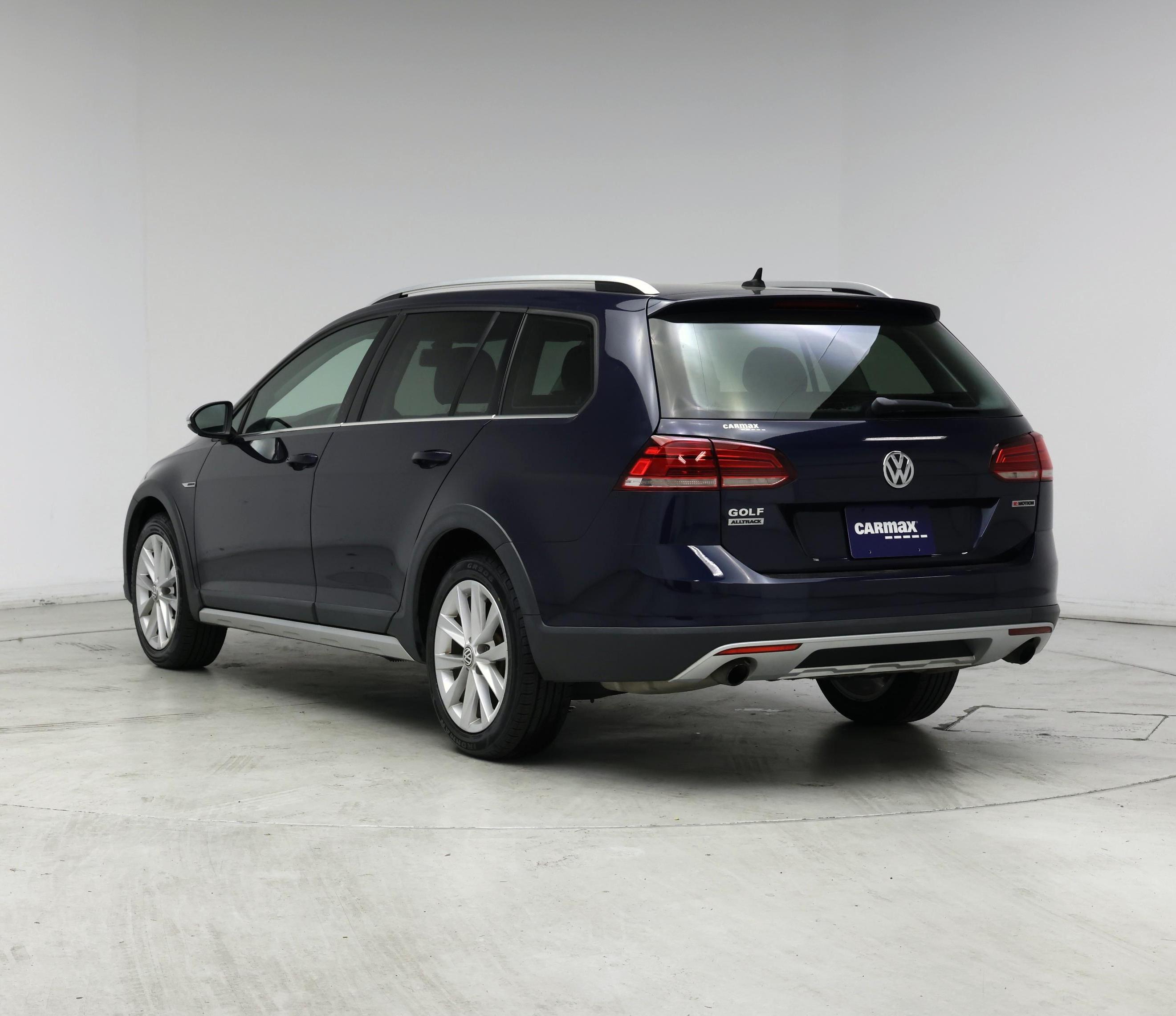 Thumbnail: 2019 Volkswagen Golf - 2