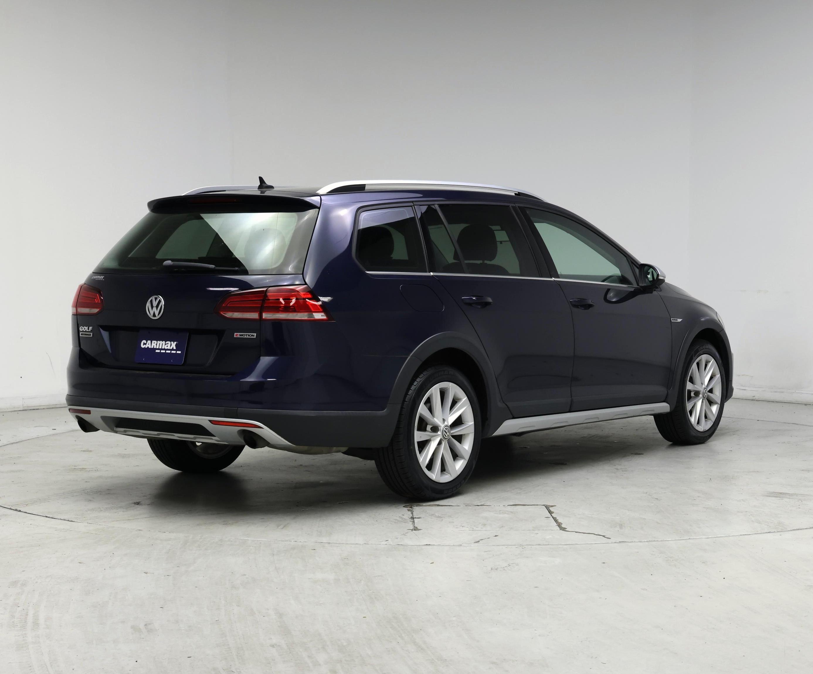 Thumbnail: 2019 Volkswagen Golf - 8