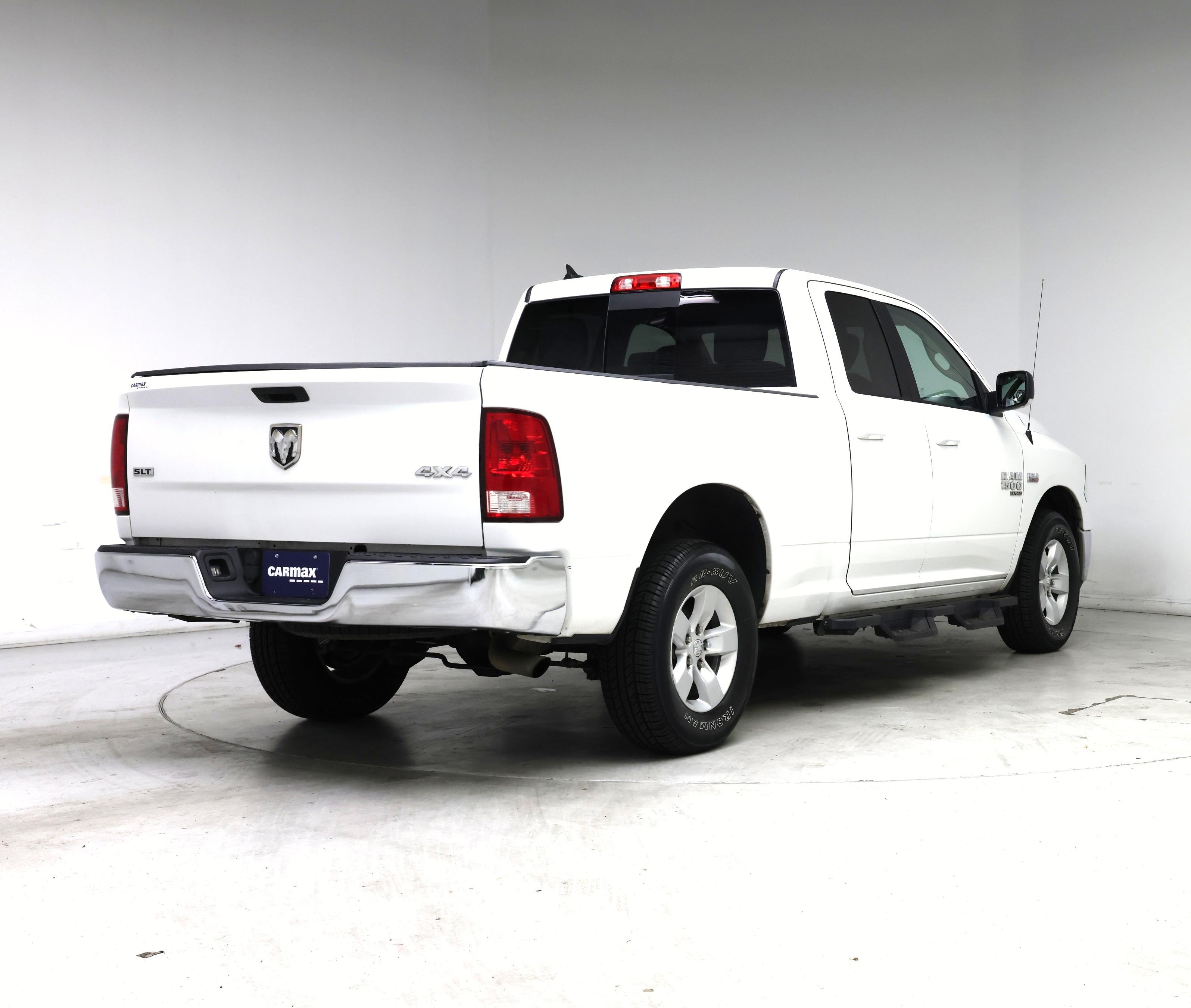 Thumbnail: 2019 RAM 1500 Classic - 8