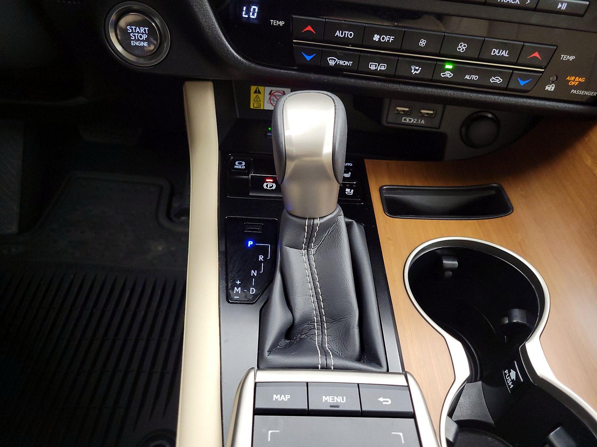 Thumbnail: 2021 Lexus RX - 18