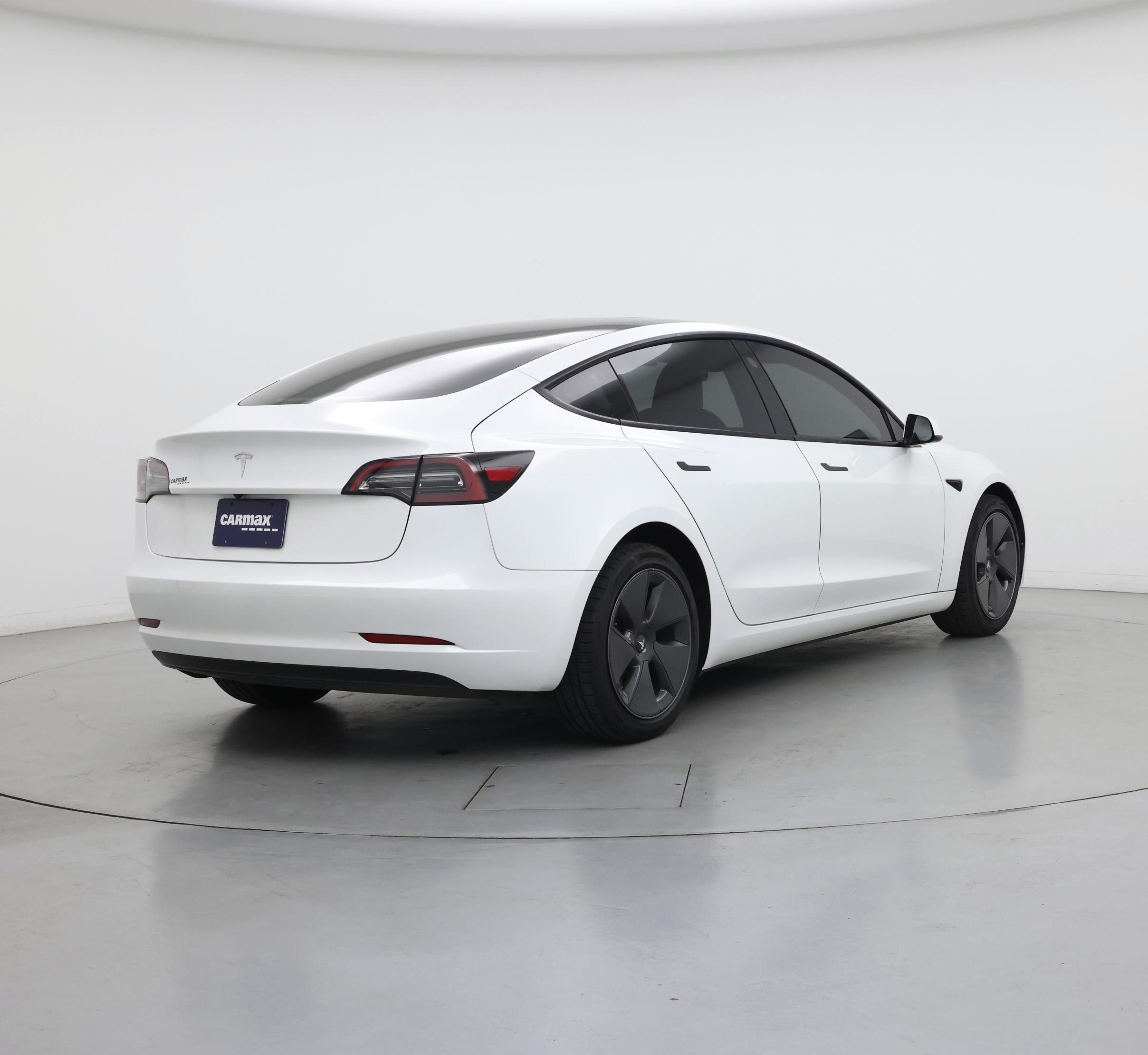 Thumbnail: 2023 Tesla Model 3 - 8