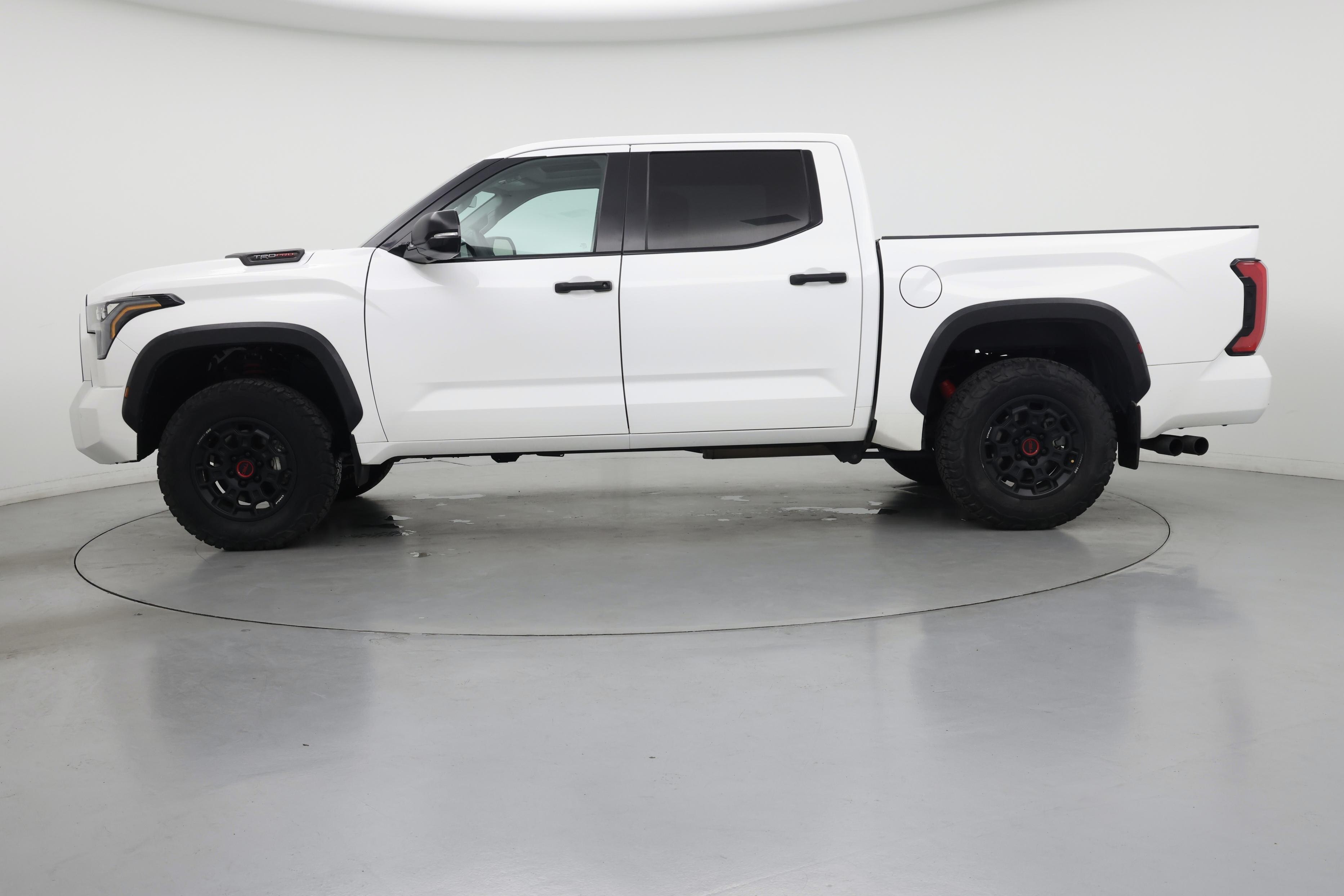 Thumbnail: 2023 Toyota Tundra - 3