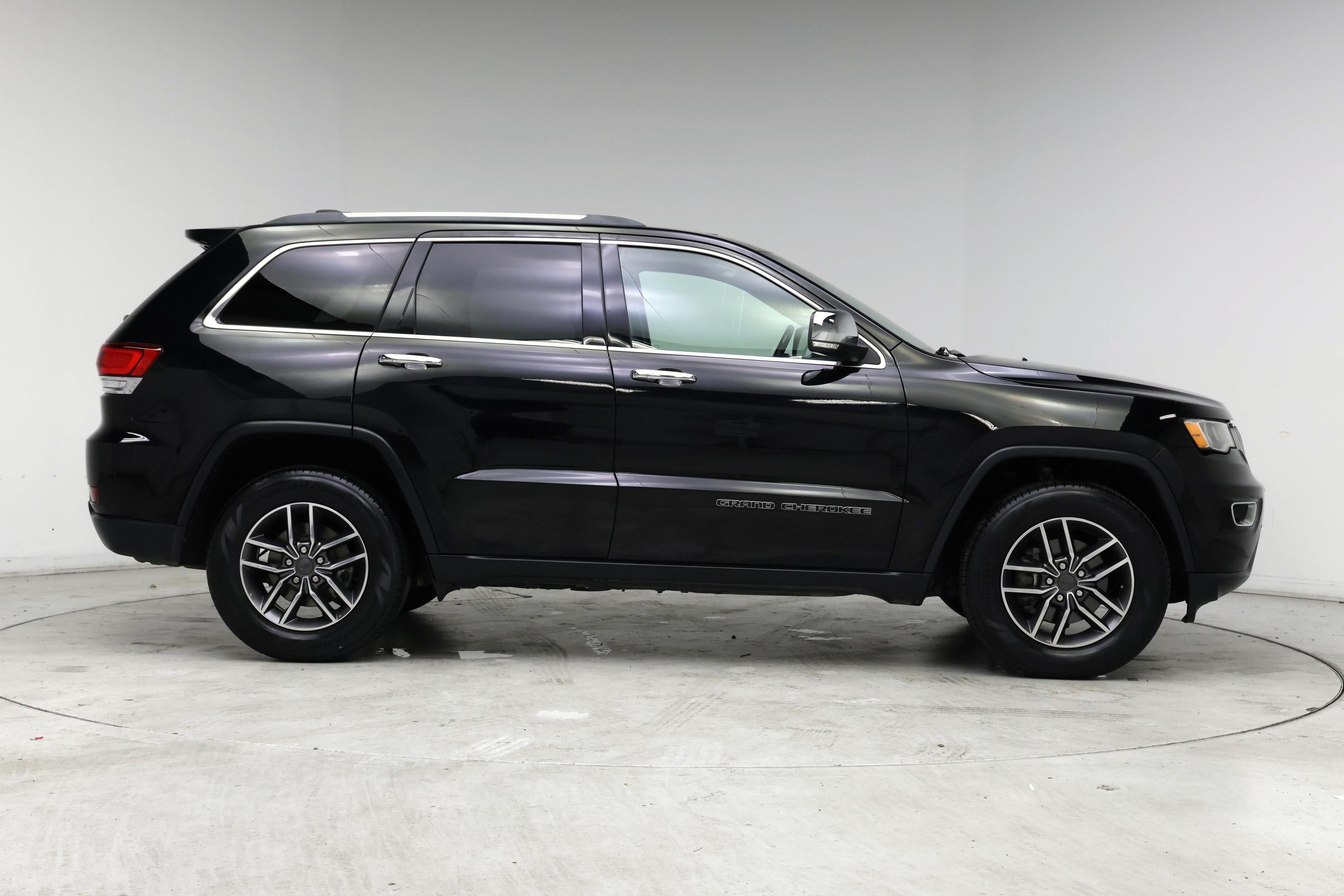 Thumbnail: 2020 Jeep Grand Cherokee - 7
