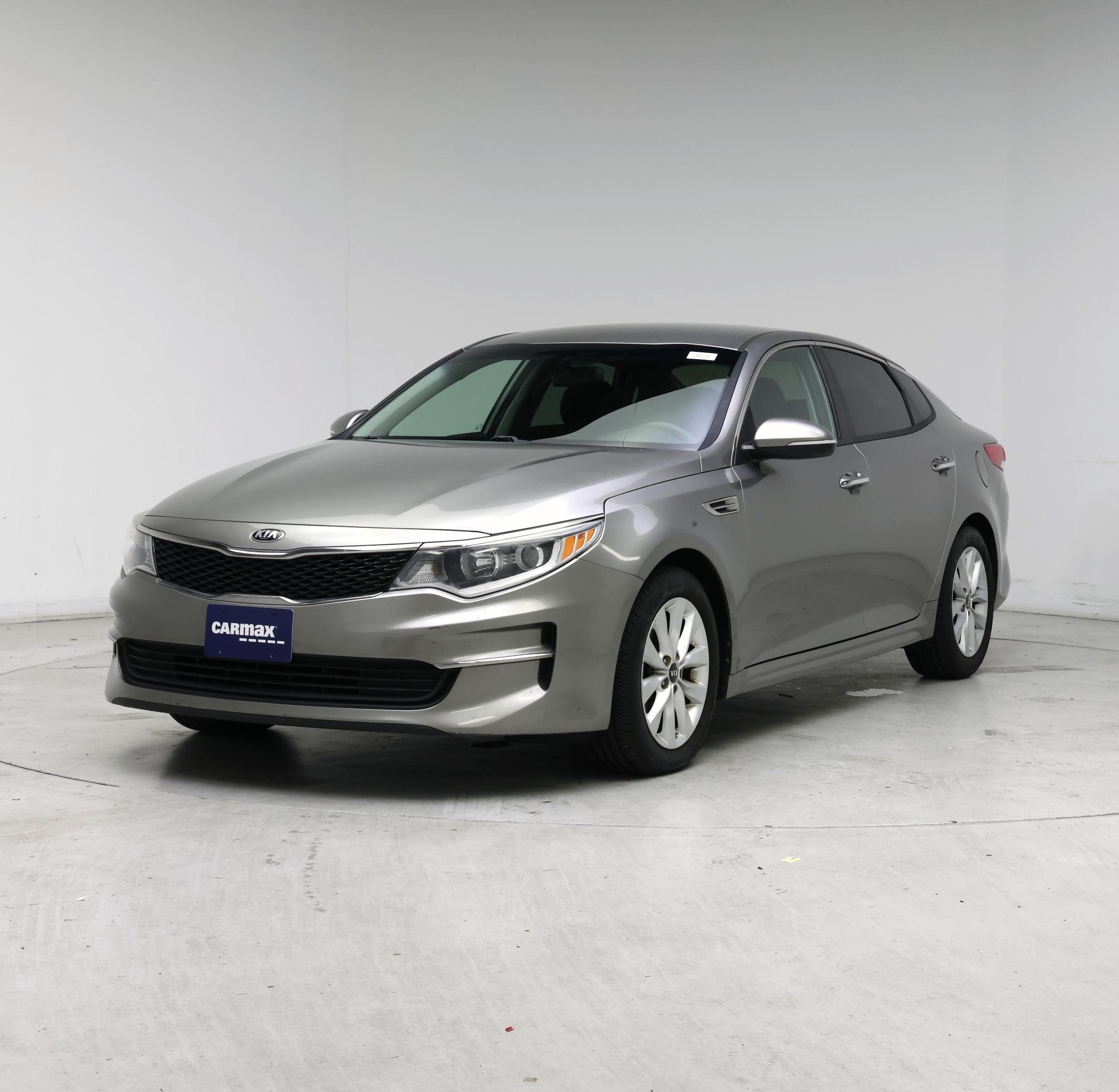 Thumbnail: 2017 Kia Optima - 4