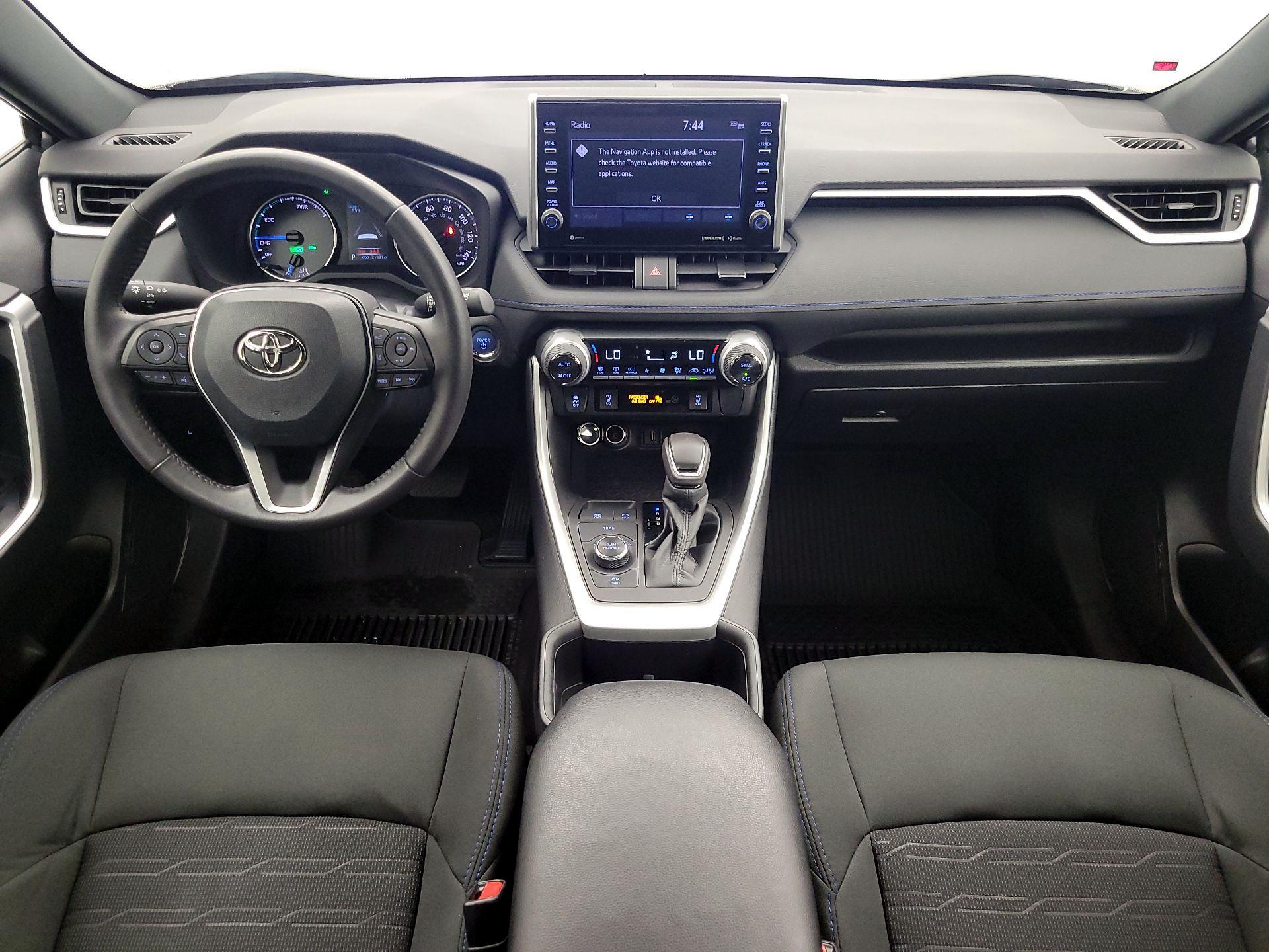 Thumbnail: 2022 Toyota RAV4 - 9
