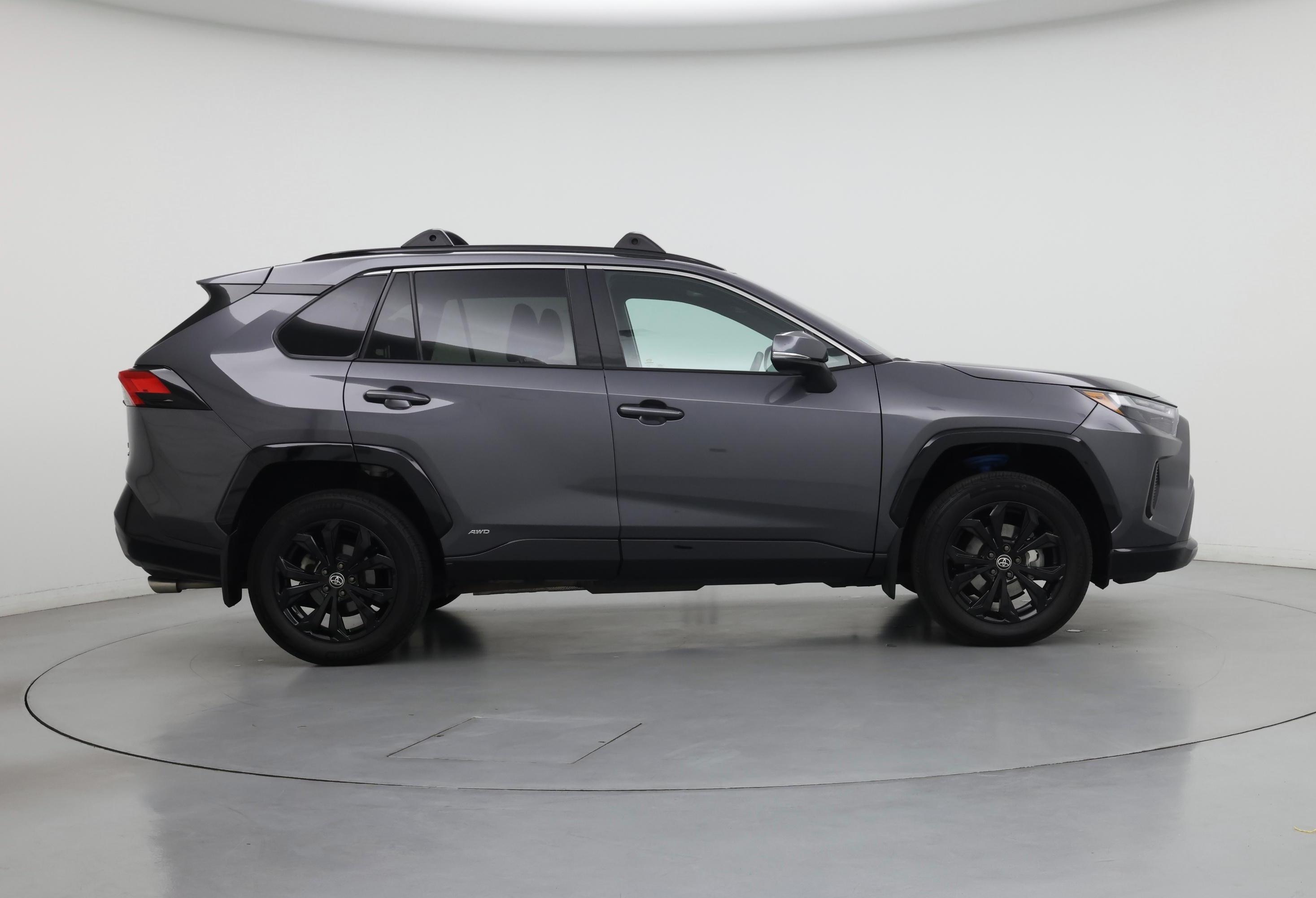 Thumbnail: 2022 Toyota RAV4 - 7