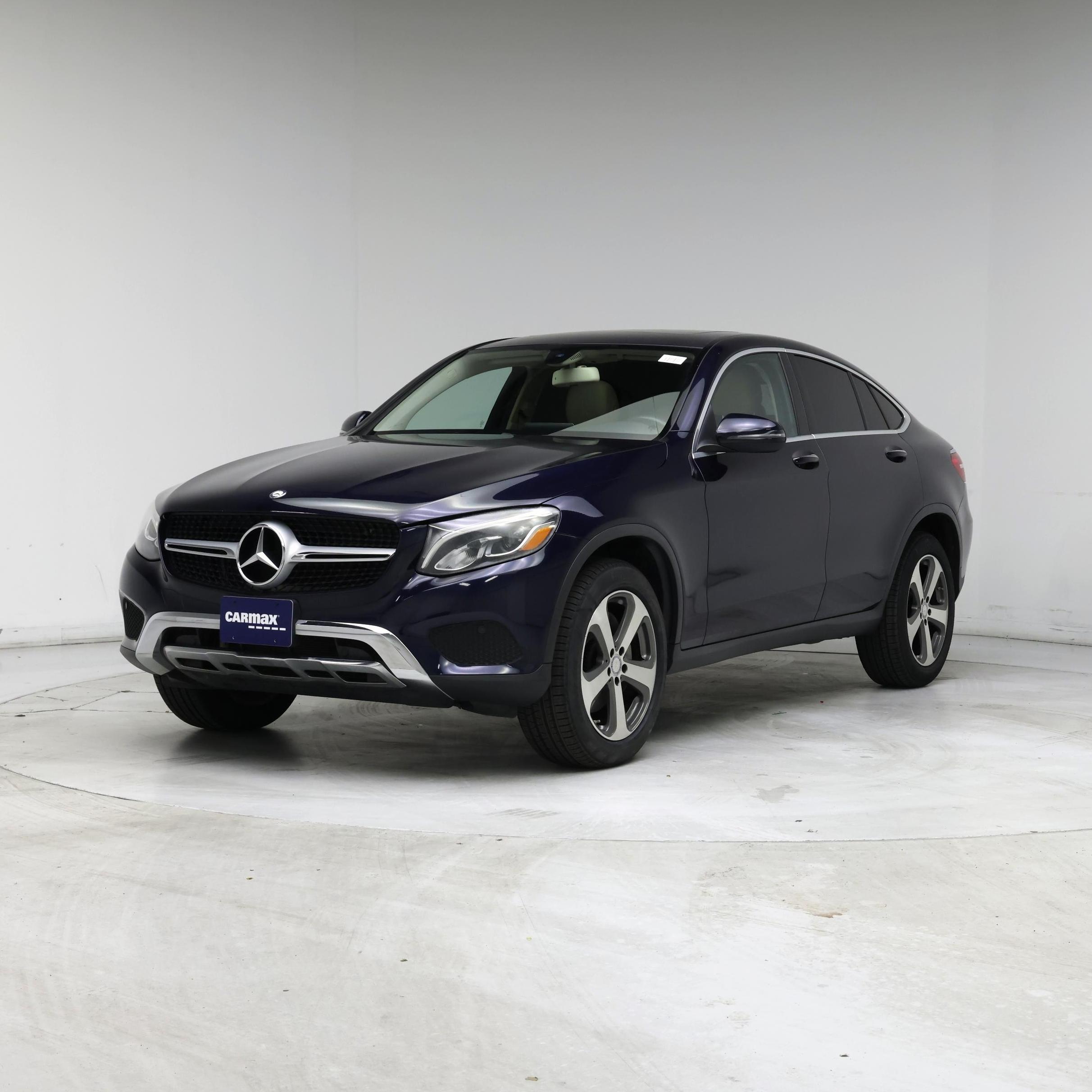 Thumbnail: 2017 Mercedes-Benz GLC - 4